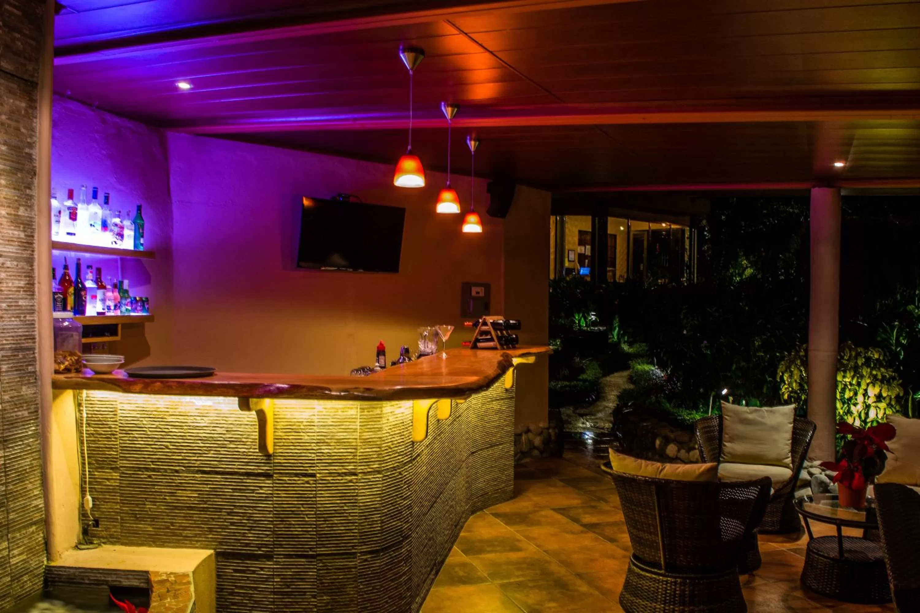 Nightclub / DJ in The Inn at Palo Alto