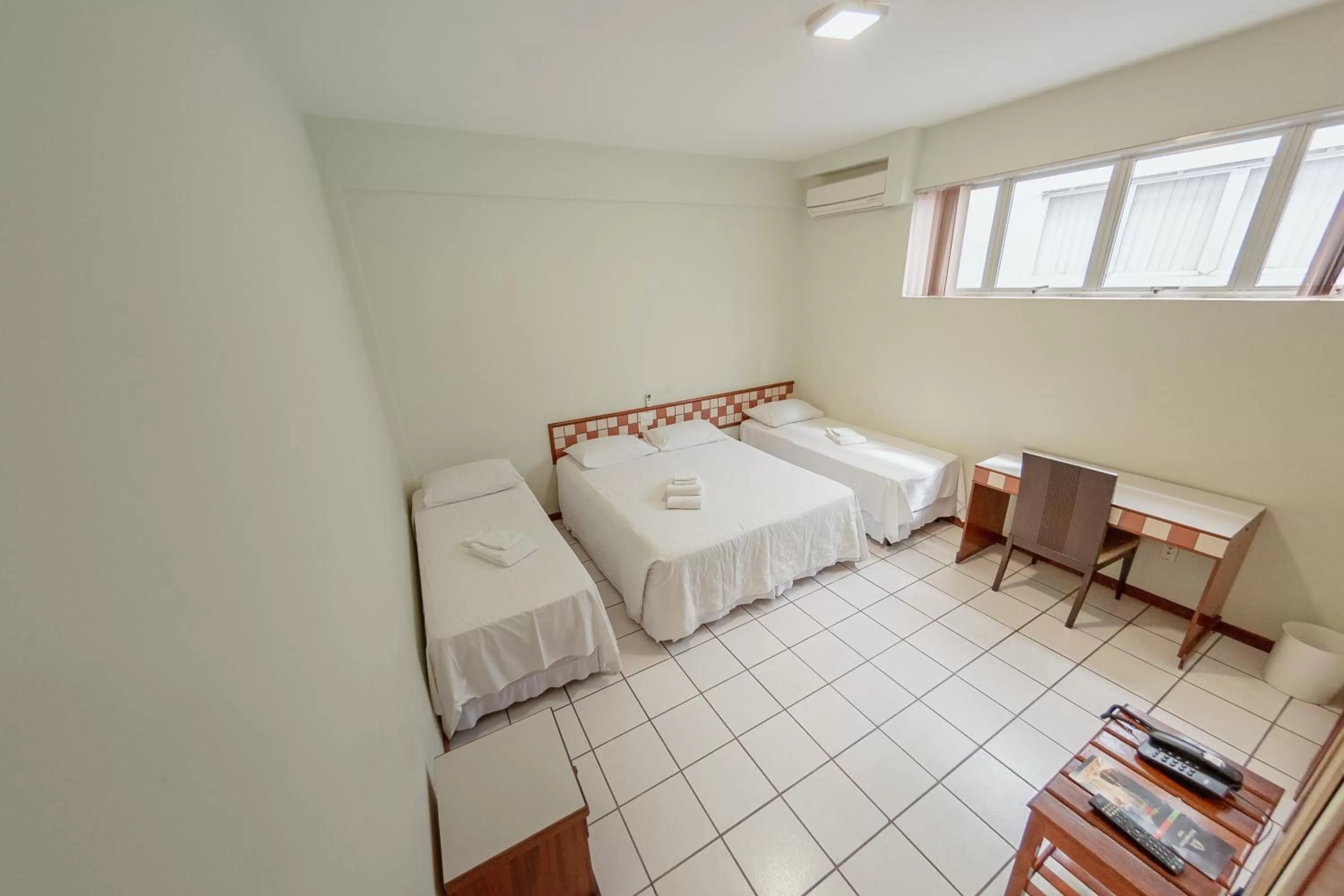 Bed in Hotel Metropolitano