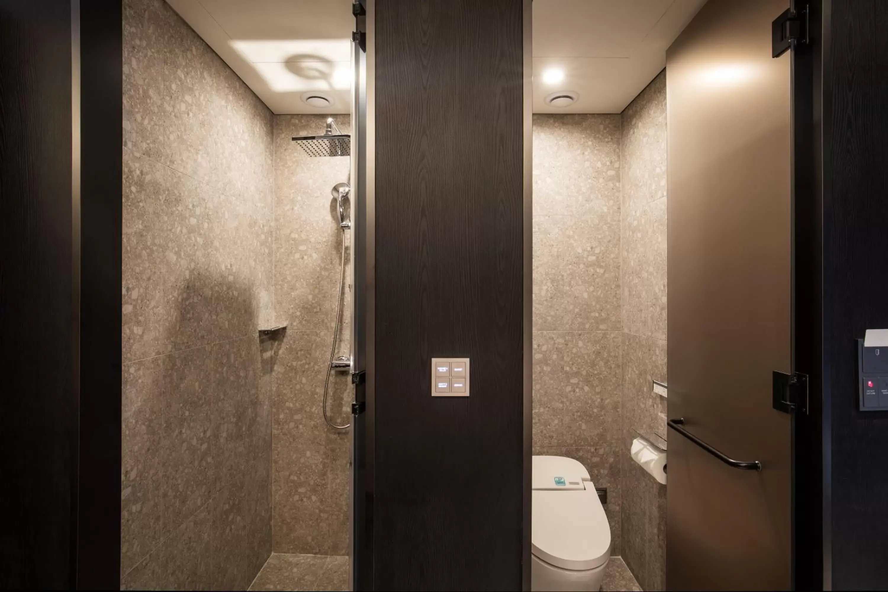 Bathroom in Mercure Ambassador Seoul Hongdae
