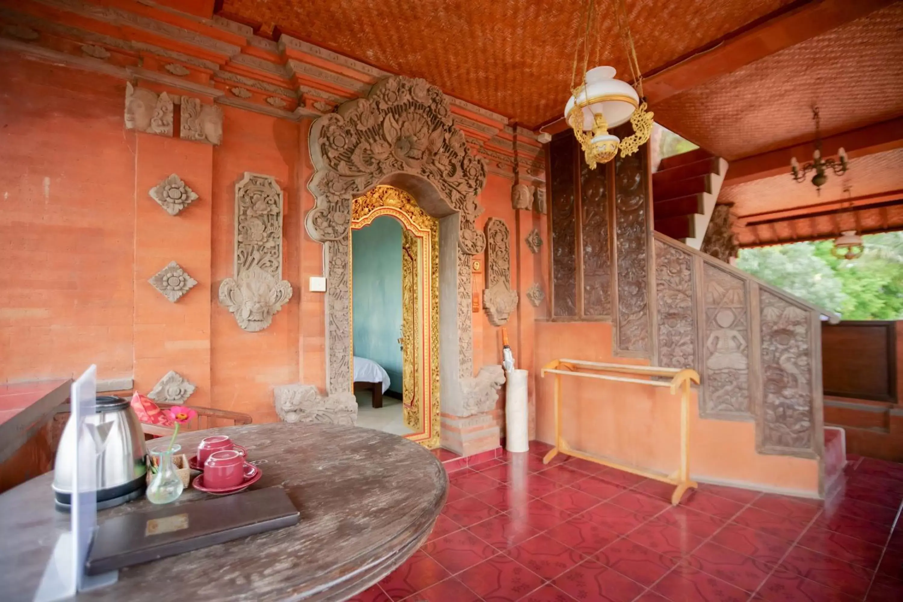 Seating area, Kitchen/Kitchenette in Gayatri