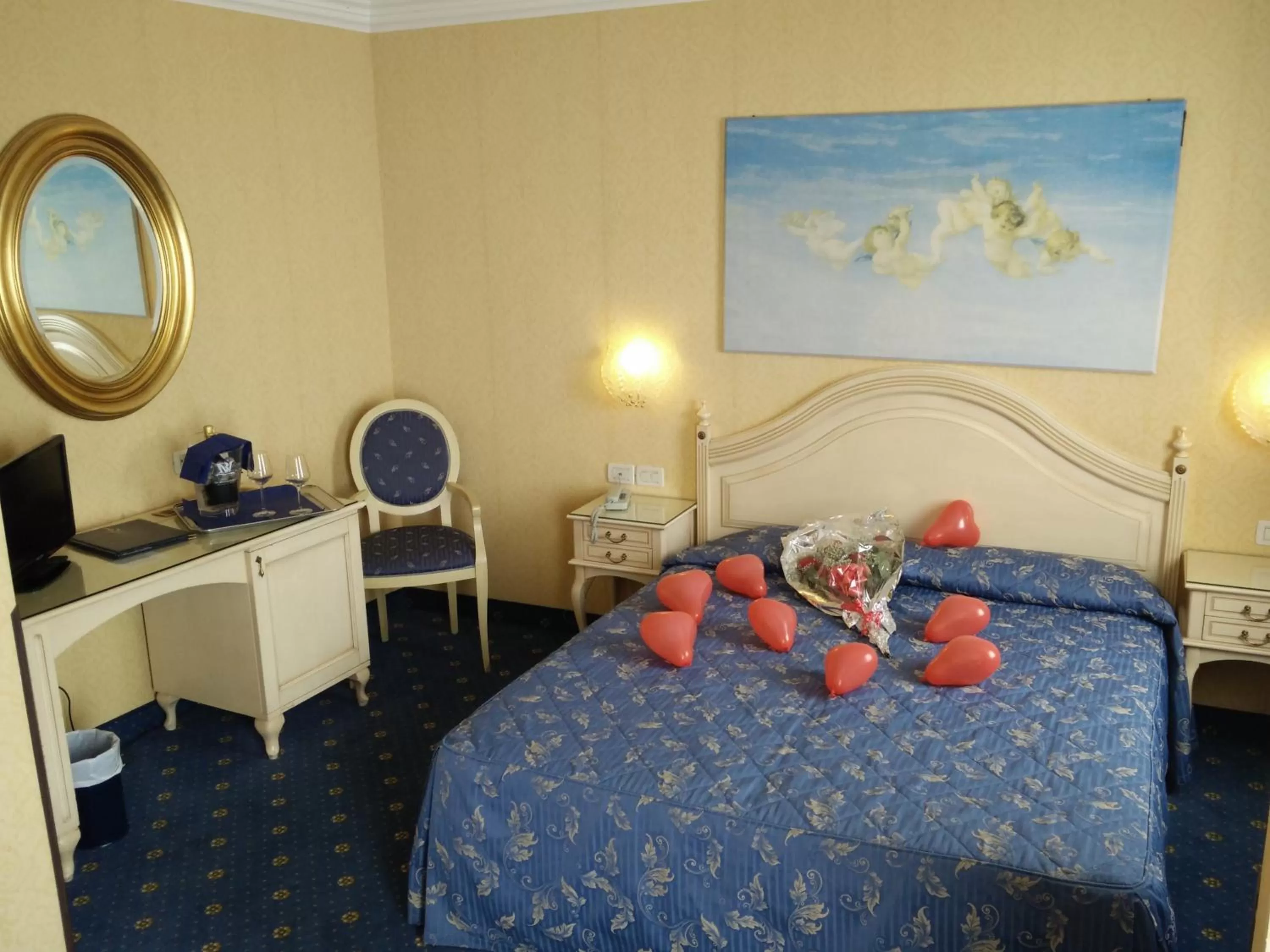 Photo of the whole room, Bed in Hotel Ca' Formenta