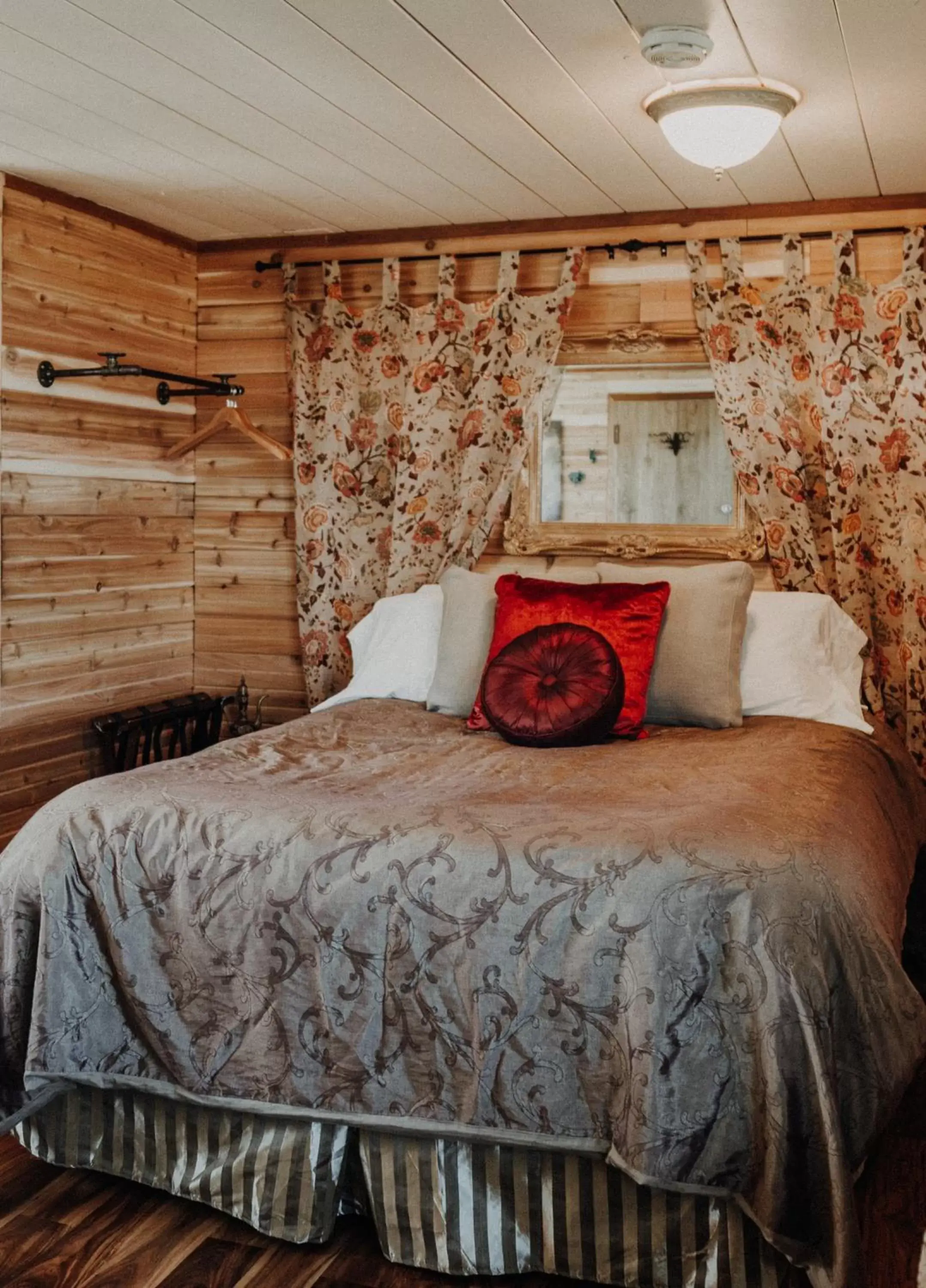 Bed in Dungeness Bay Cottages