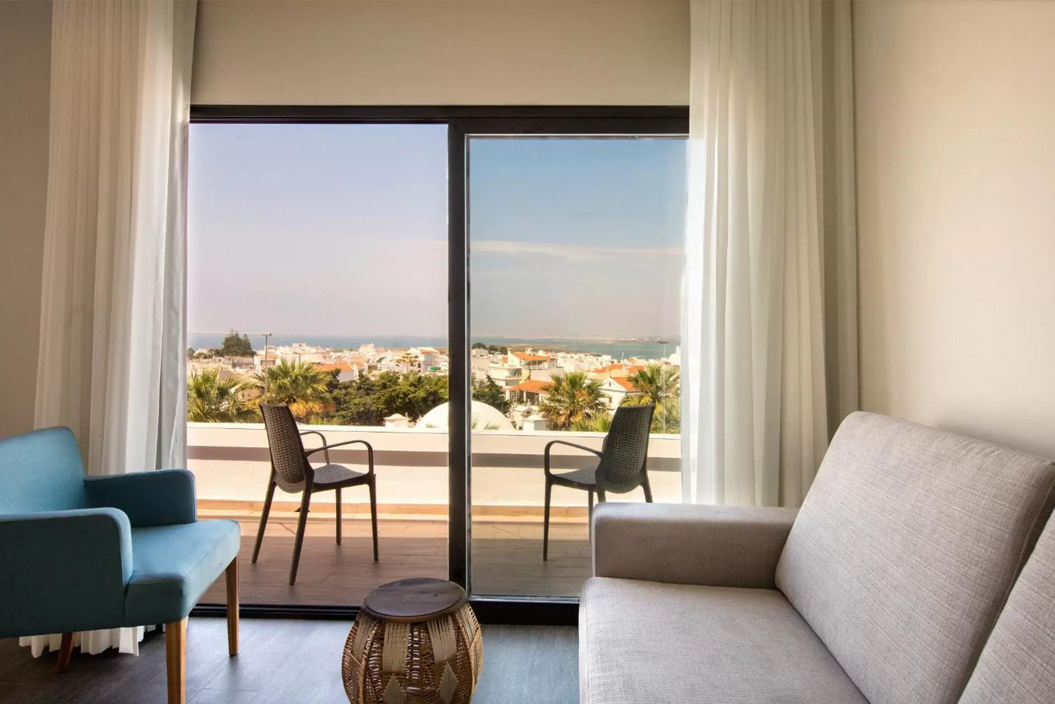 Balcony/Terrace, Seating Area in Agua Hotels Alvor Jardim