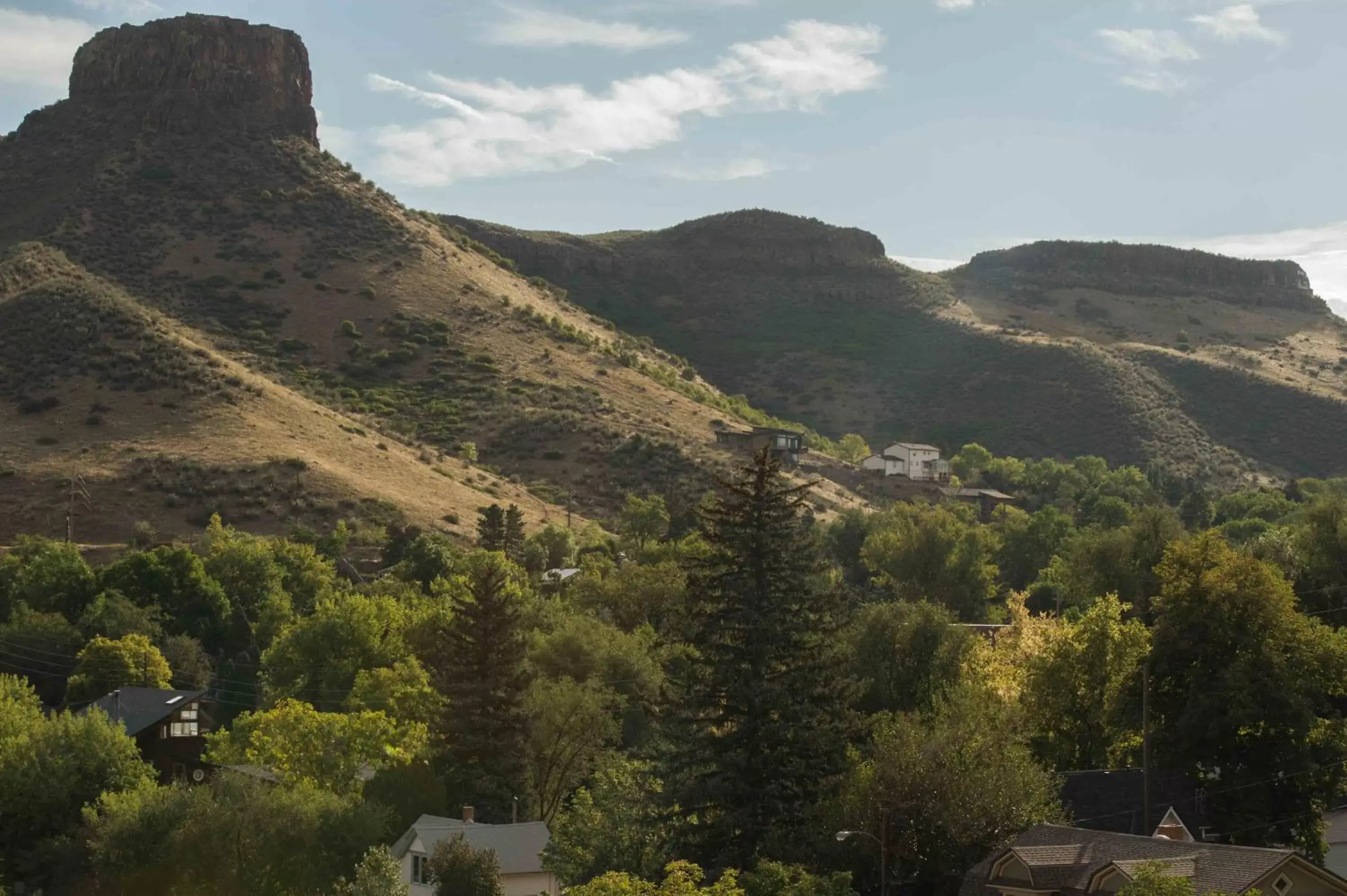 Natural landscape in Table Mountain Inn