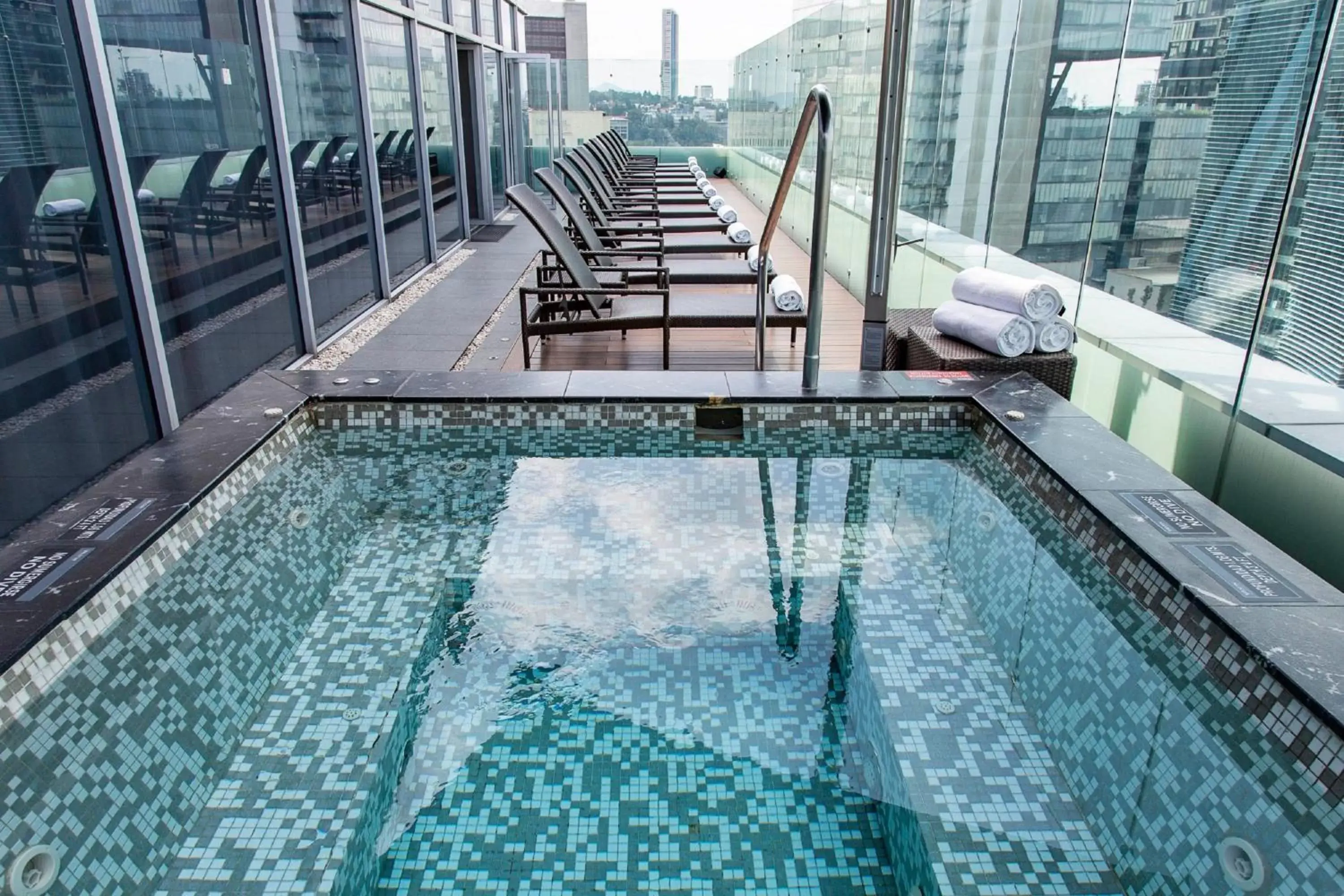 Spa and wellness centre/facilities, Swimming Pool in The Westin Santa Fe, Mexico City