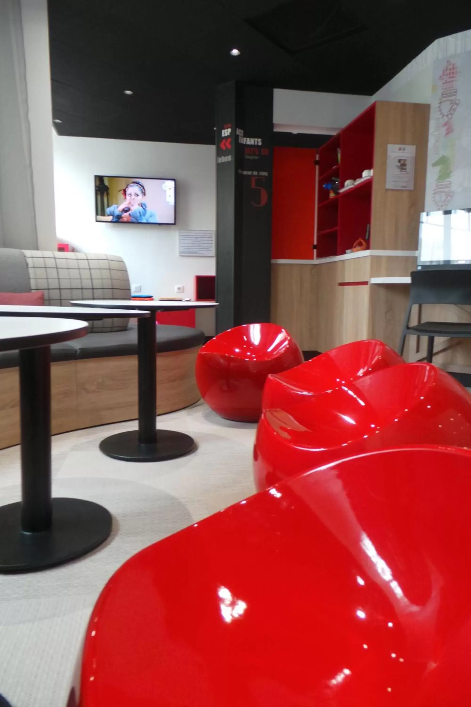 Communal lounge/ TV room, Lobby/Reception in ibis Styles Deauville Centre