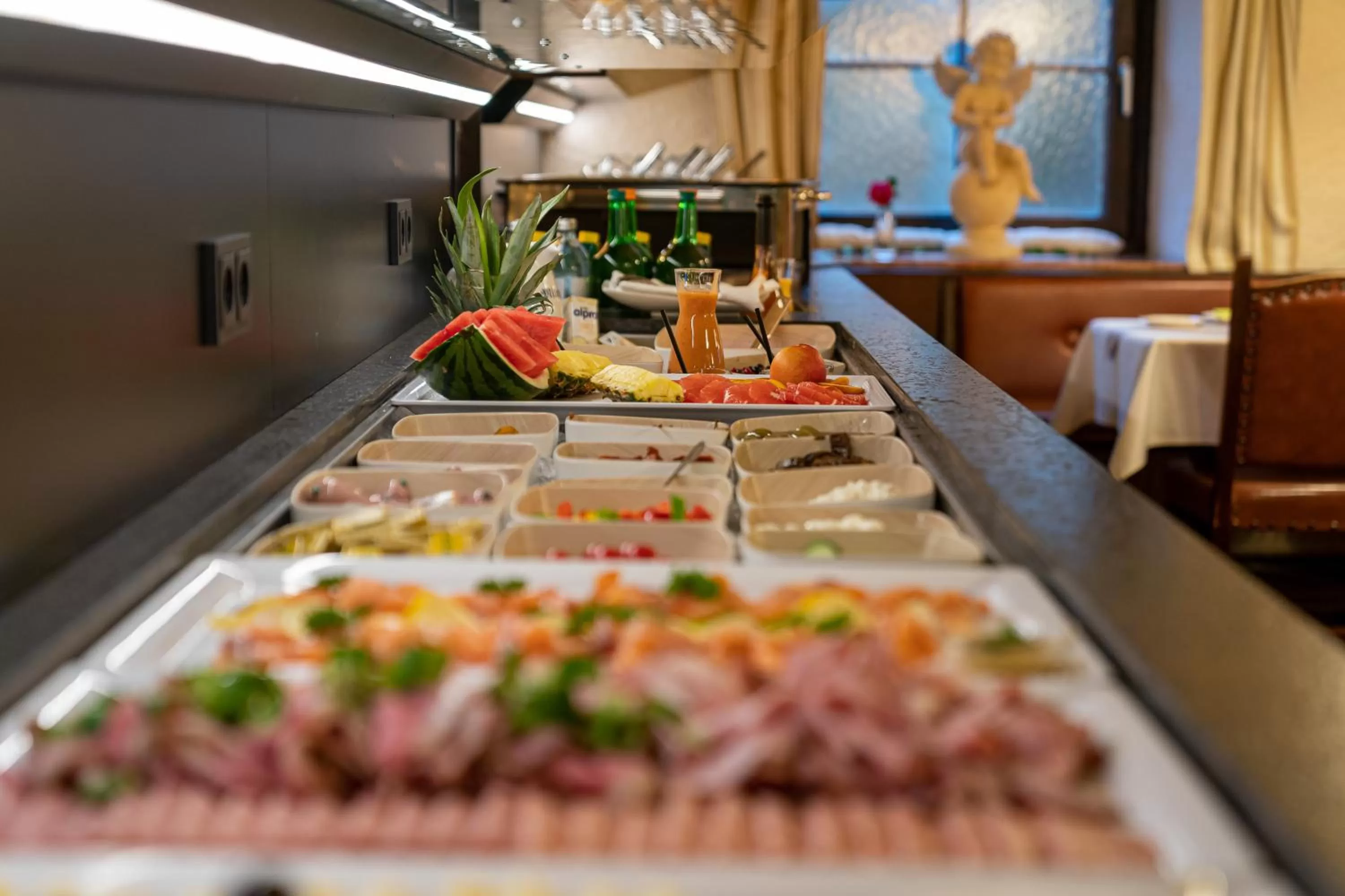 Buffet breakfast in Schüdlbauer´s Hotel-Restaurant-Bar