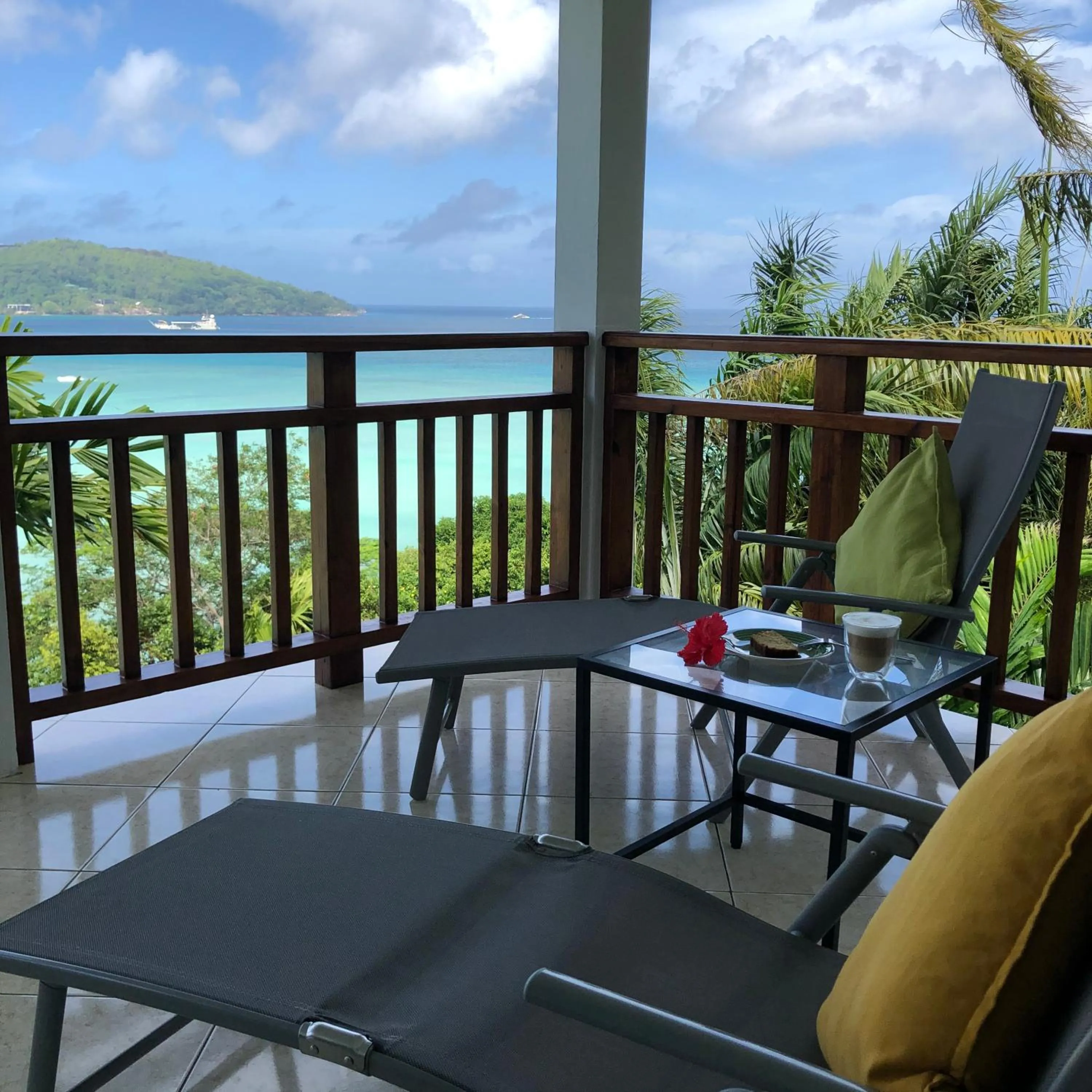 Balcony/Terrace in Sailfish Beach Villas