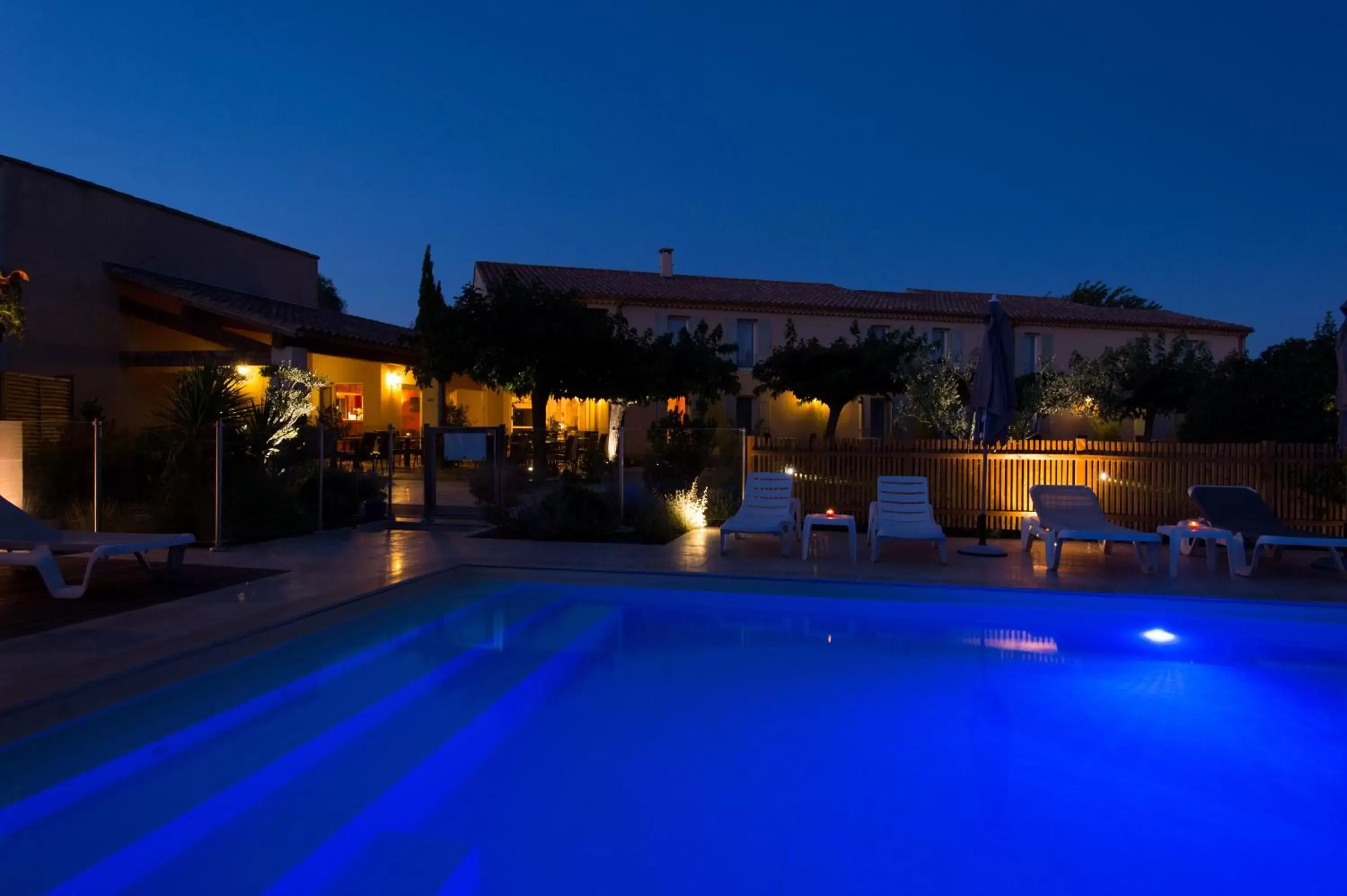 Night, Swimming Pool in Best Western Hôtel Aurélia