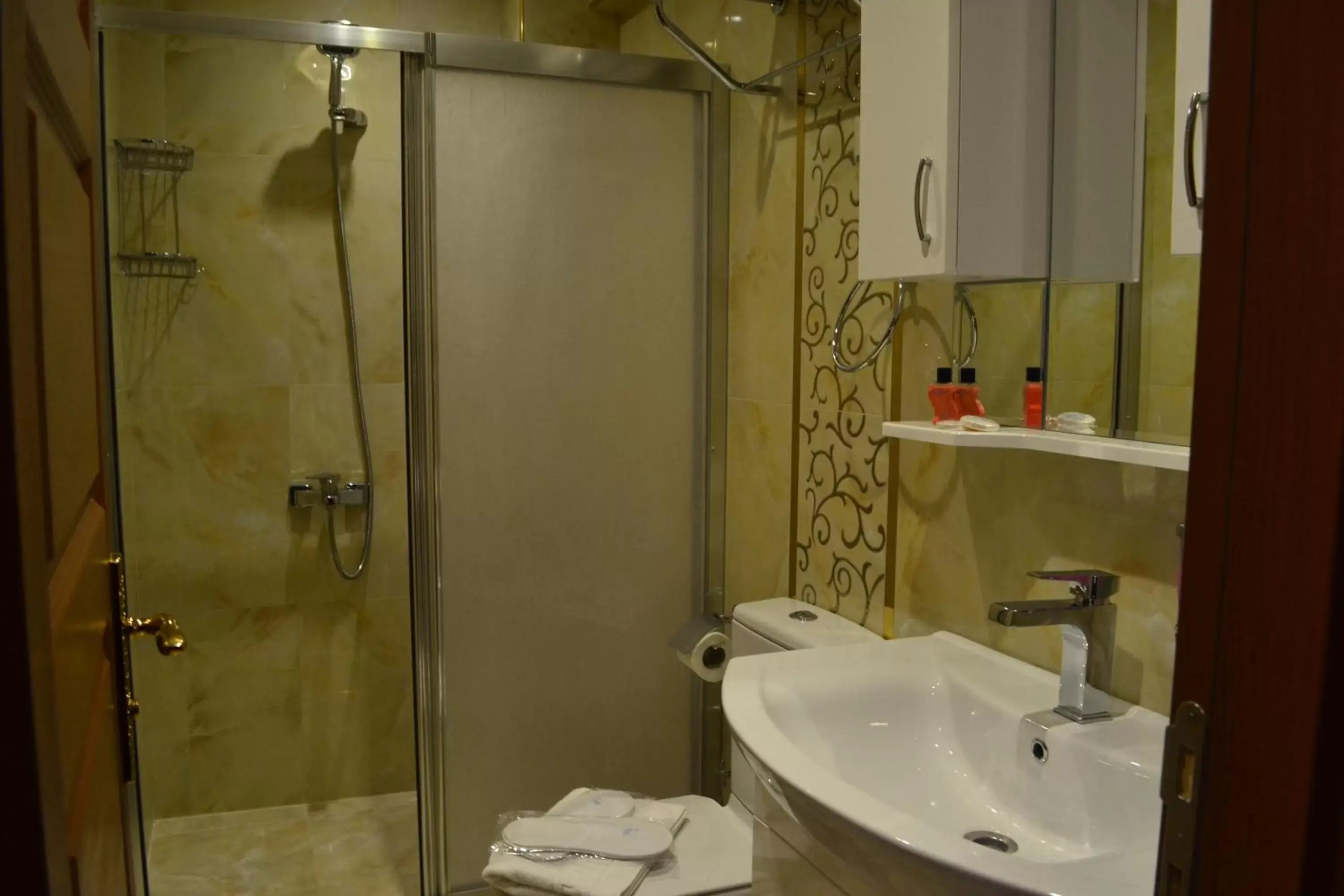 Bathroom in Blue Istanbul Hotel Taksim
