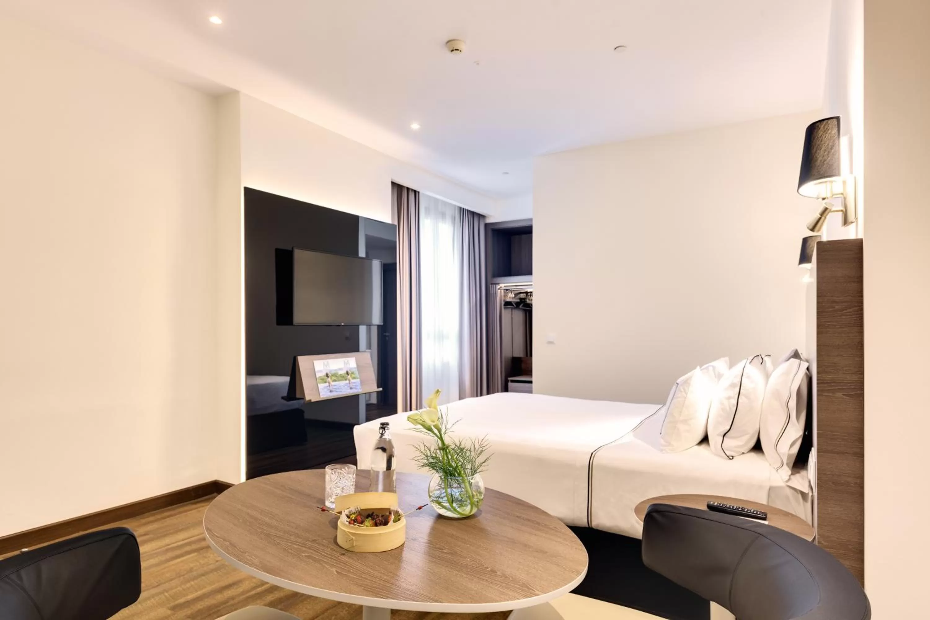 Bedroom, Bed in Melia Madrid Serrano