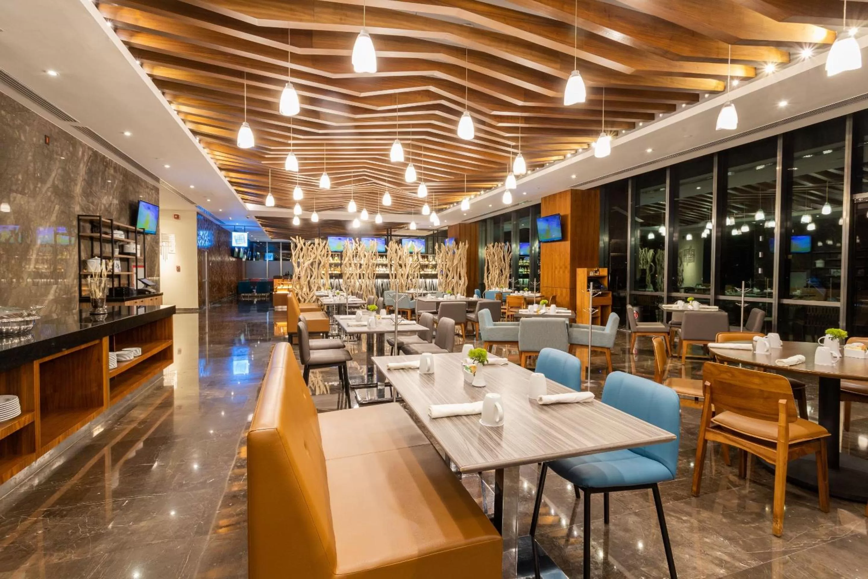 Restaurant/places to eat in Camino Real Fashion Drive Monterrey