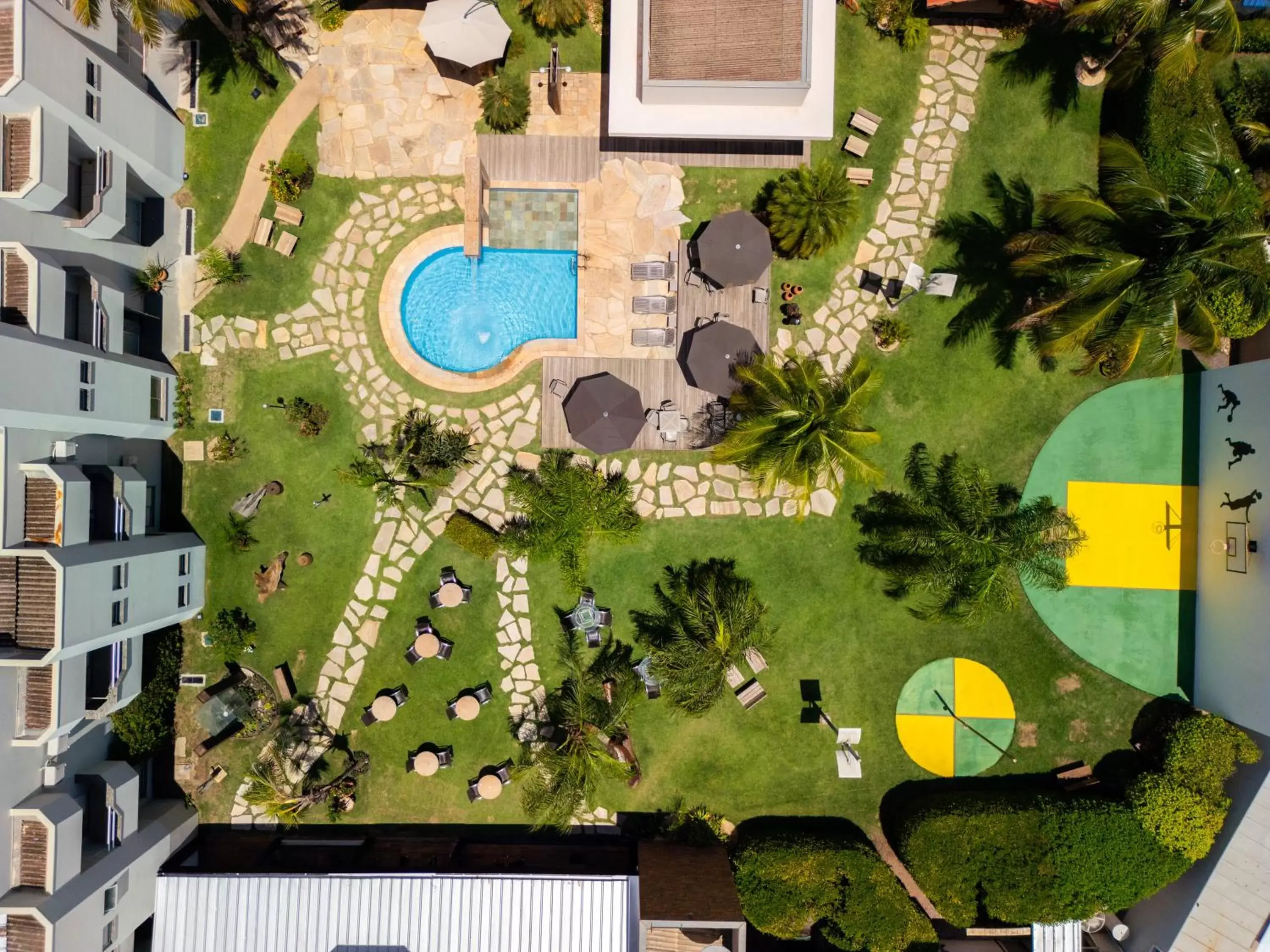 Bird's eye view, Bird's-eye View in Ucayali Hotel