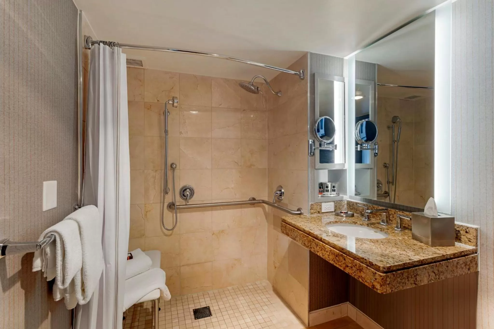 Bathroom in Omni New Haven Hotel at Yale