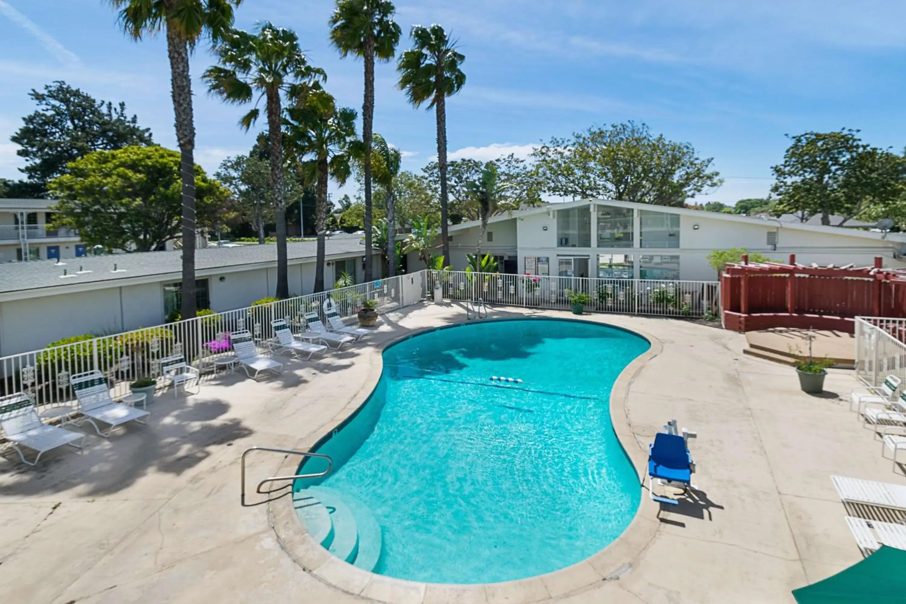 Day, Swimming Pool in Motel 6-Santa Maria, CA - South