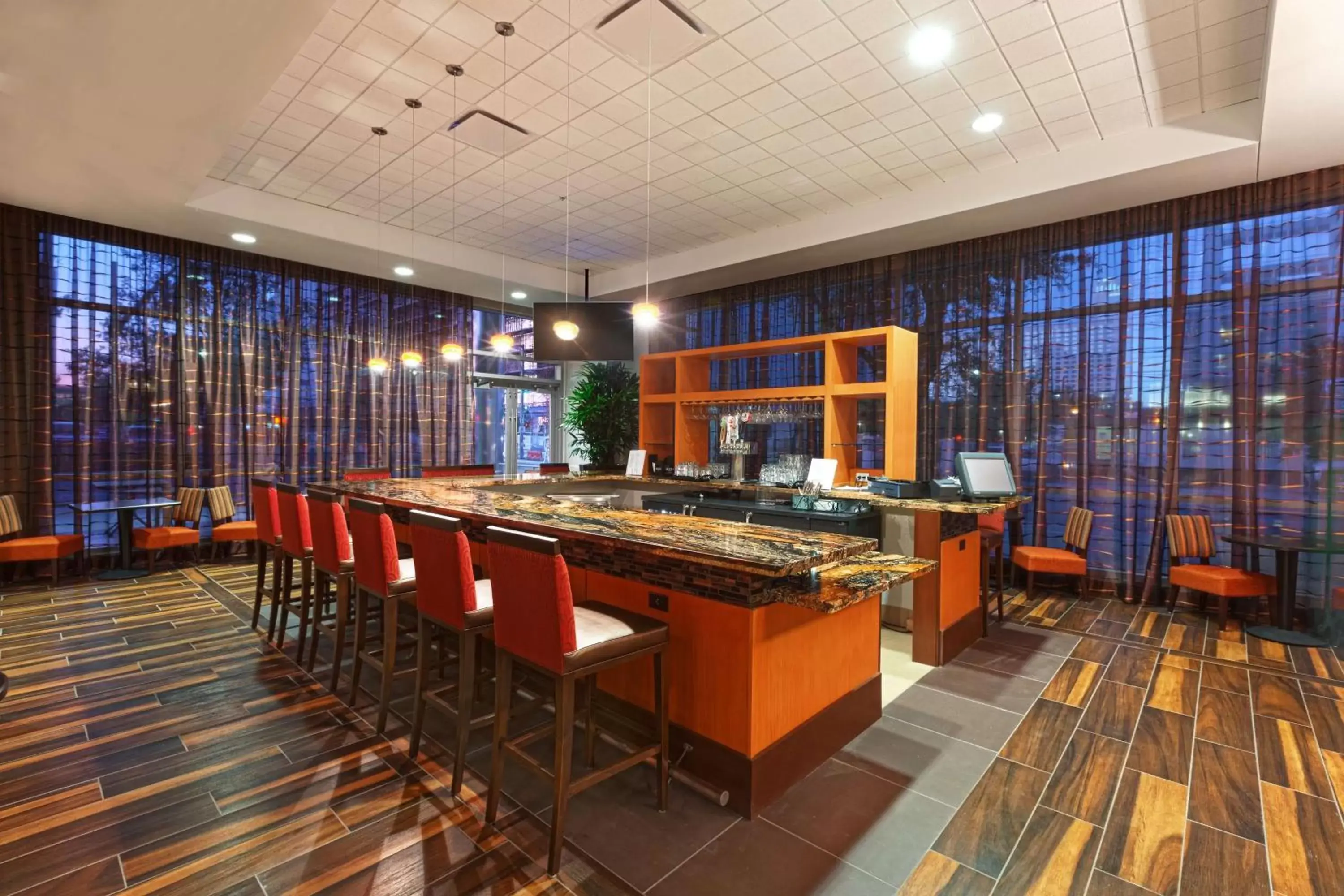 Lounge or bar in Hampton Inn Houston Downtown