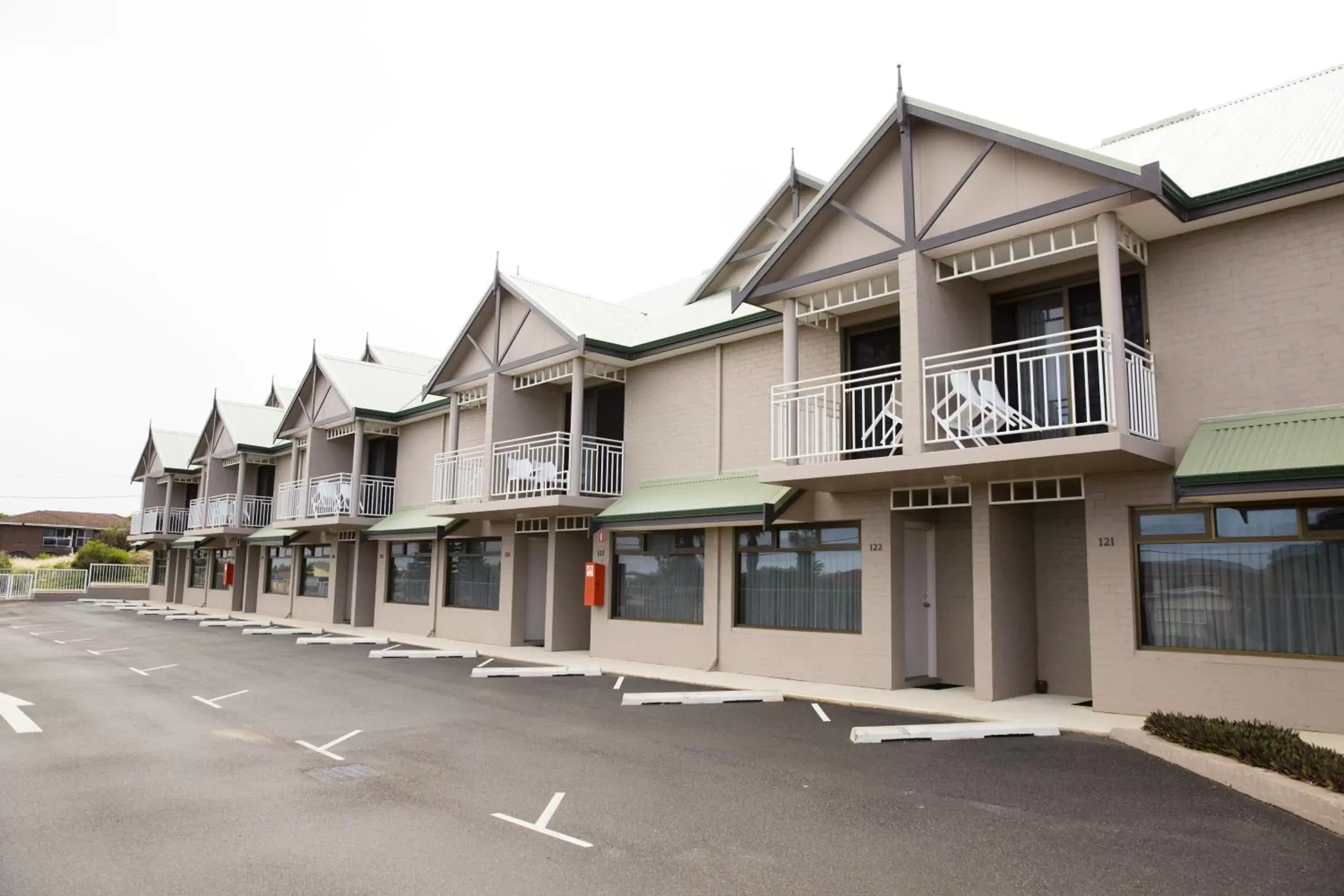 Property Building in Geraldton Motor Inn