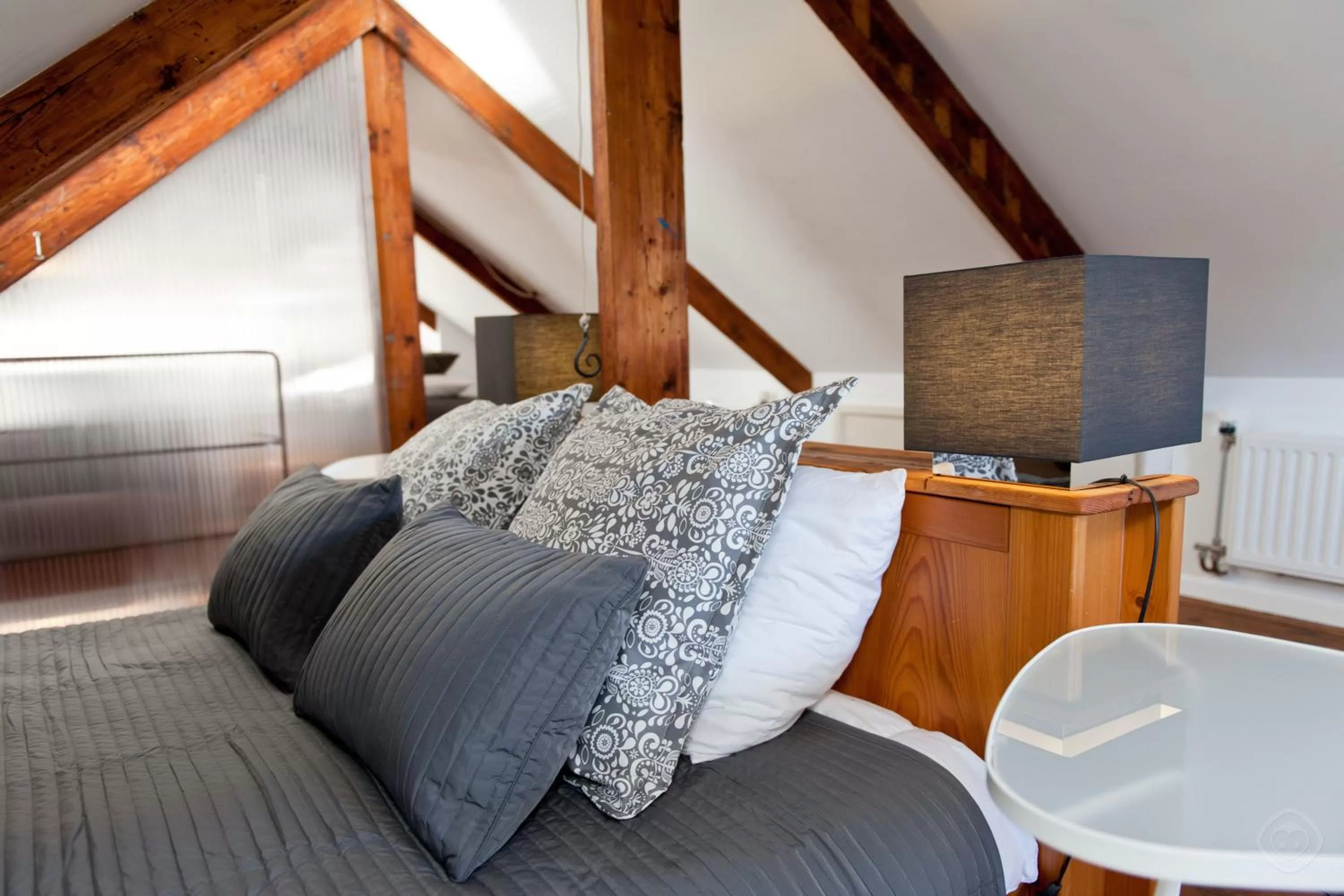 Bedroom, Bed in Canal Holiday Apartment