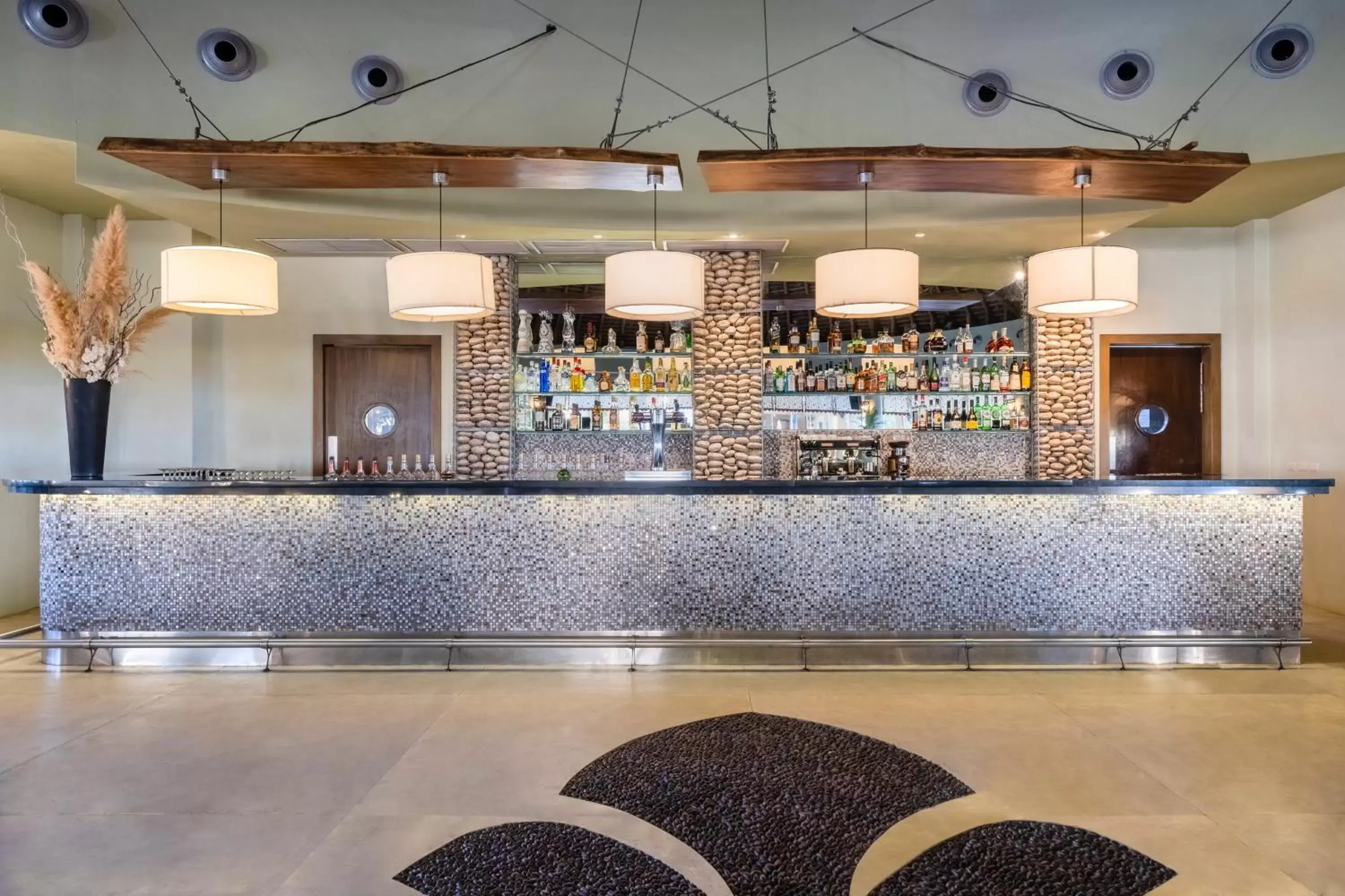 Lounge or bar in Iberostar Selection Playa Mita - All Inclusive Lounge or bar in Iberostar Selection Playa Mita - All Inclusive