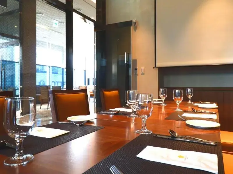 Meeting/conference room, Restaurant/Places to Eat in Stanford Hotel Myeongdong