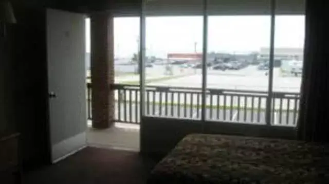 Sea view, Bed in Oceanview Inn - Emerald Isle Sea view, Bed in Oceanview Inn - Emerald Isle