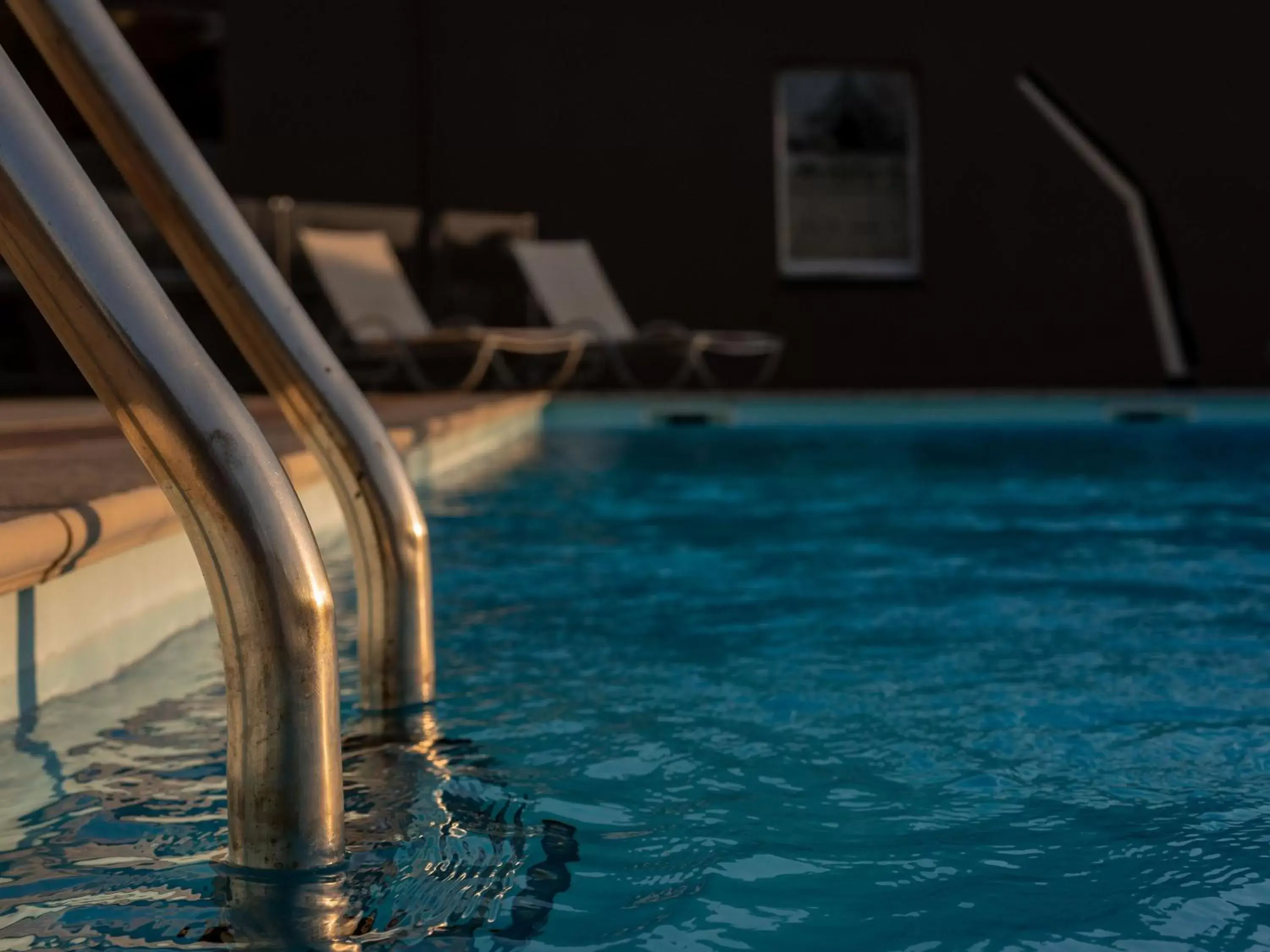 Swimming Pool in Mercure Valence