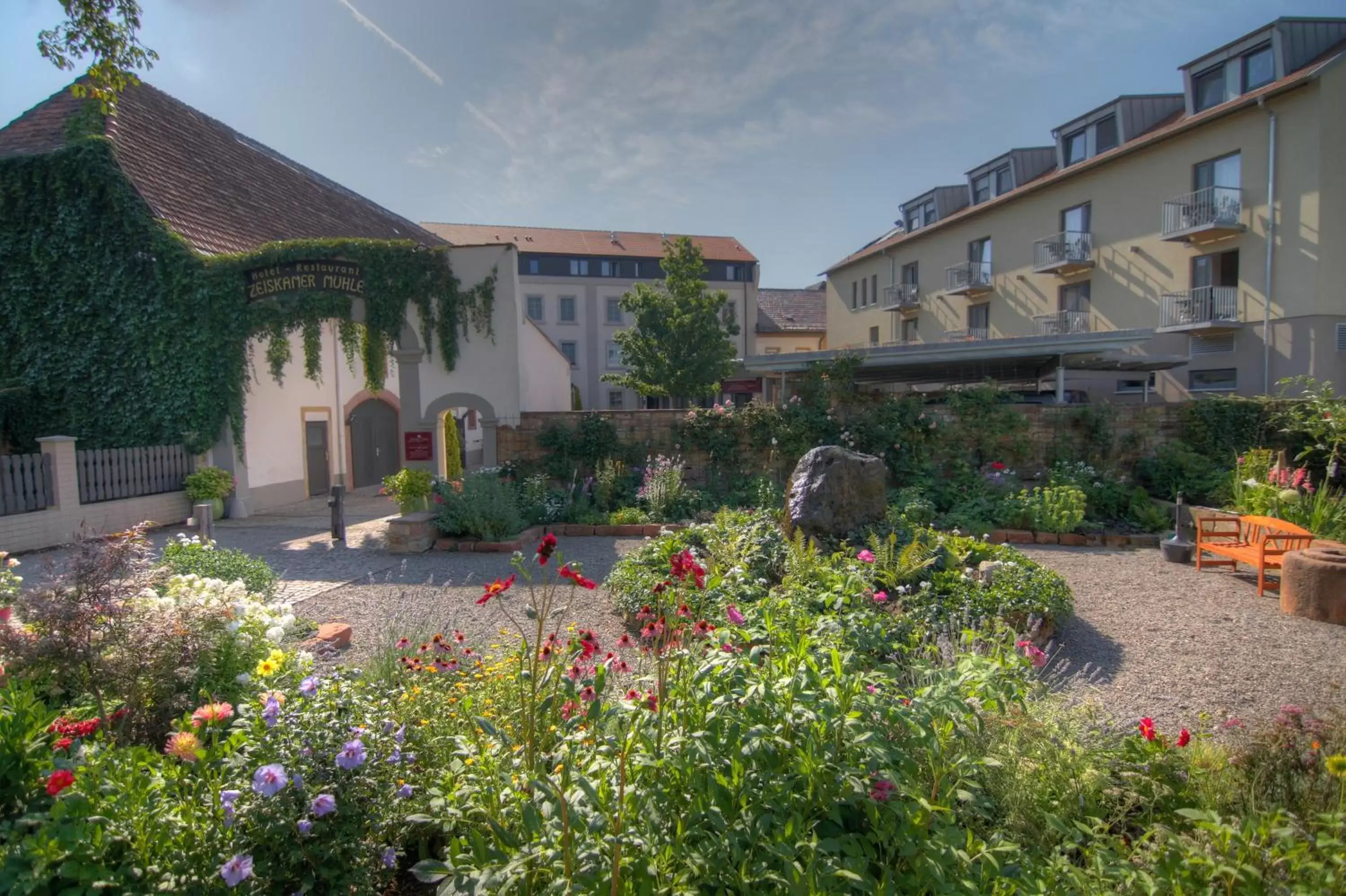 Property Building in Zeiskamer Mühle