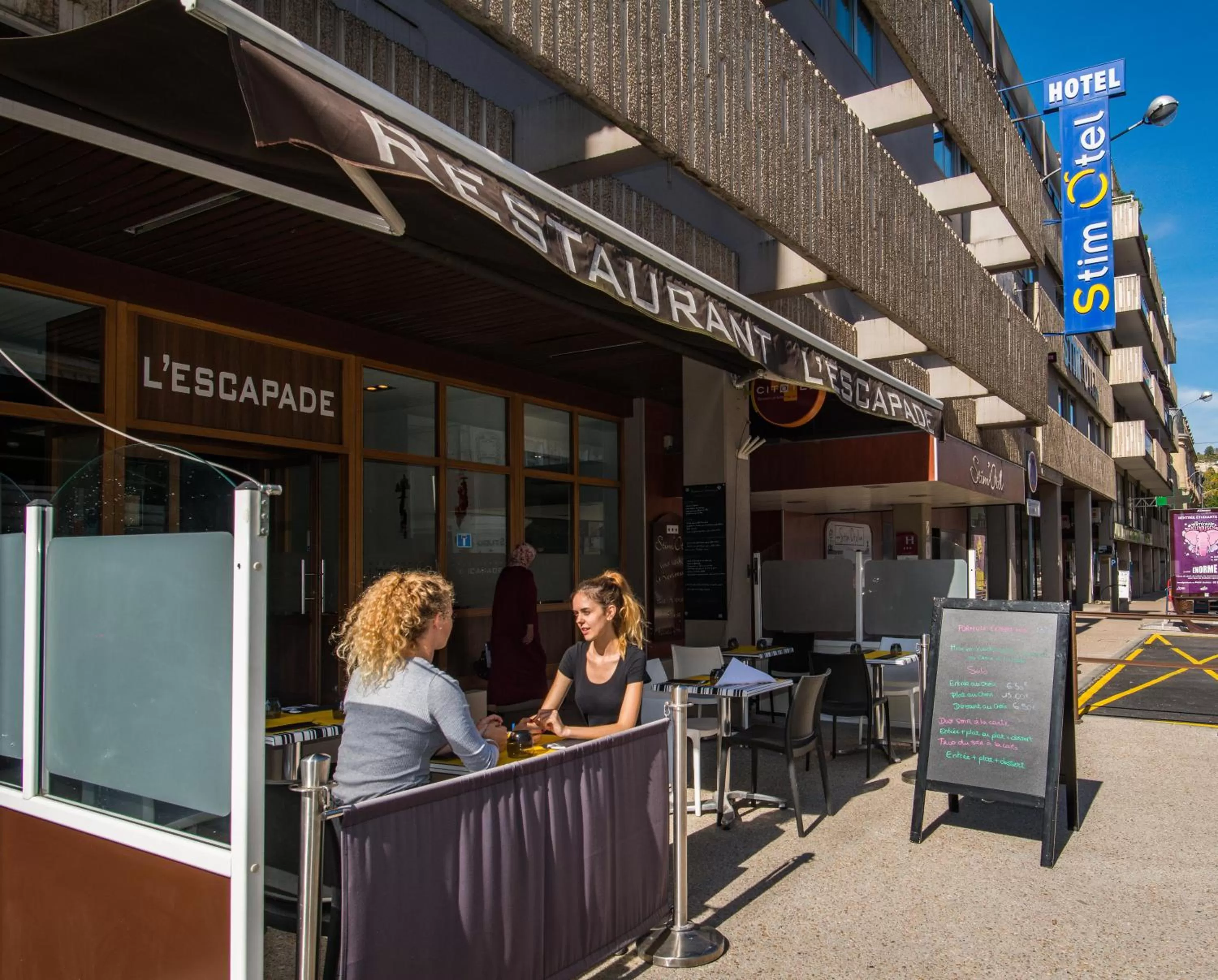 Facade/entrance in Cit'Hotel Stim'Otel