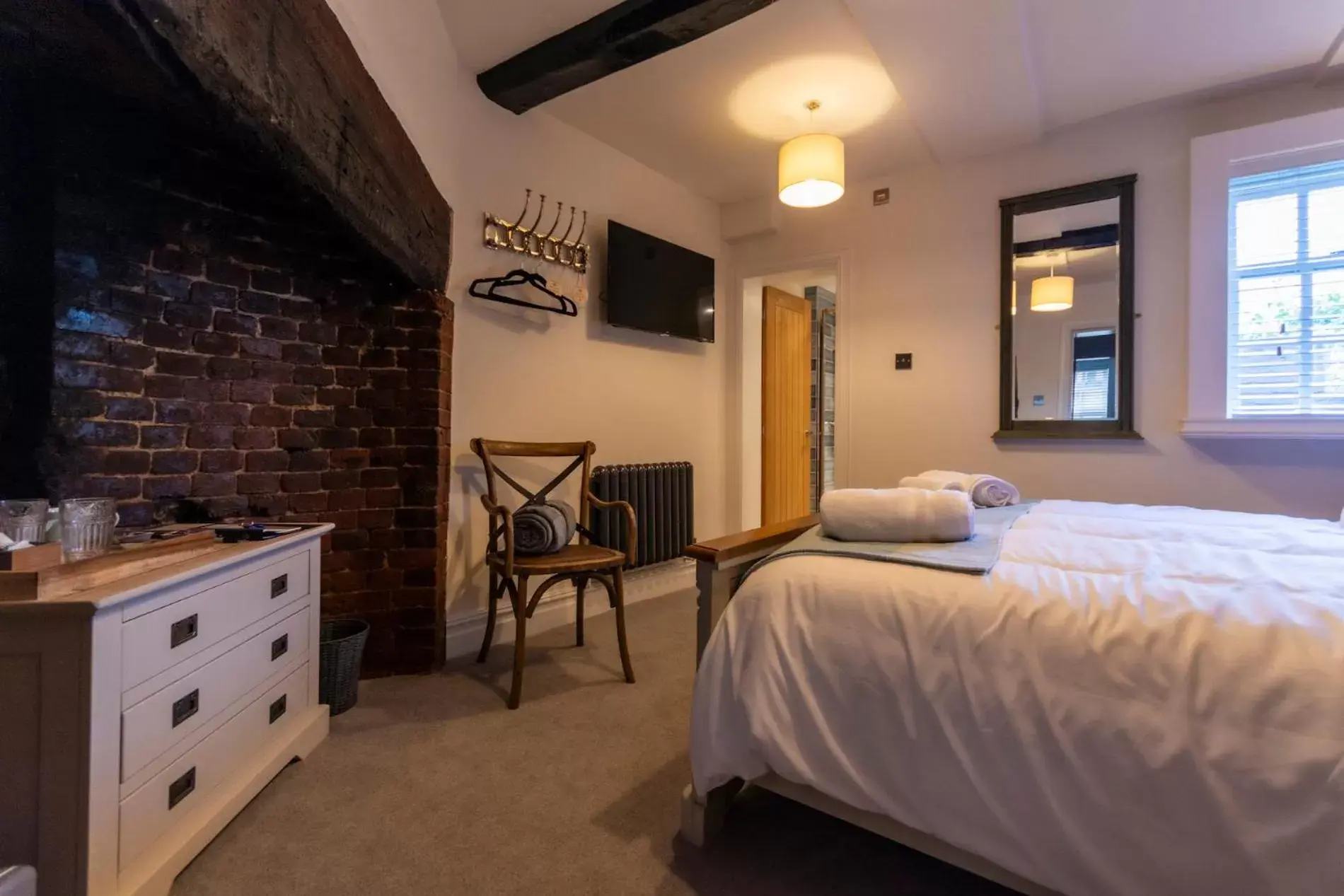 Bedroom, Bed in The Clockhouse Bewdley