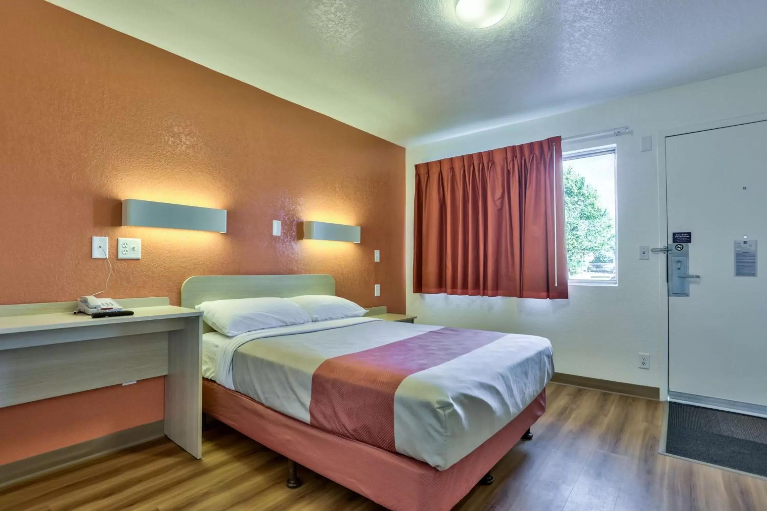 Bedroom, Room Photo in Motel 6-Flagstaff, AZ - Butler
