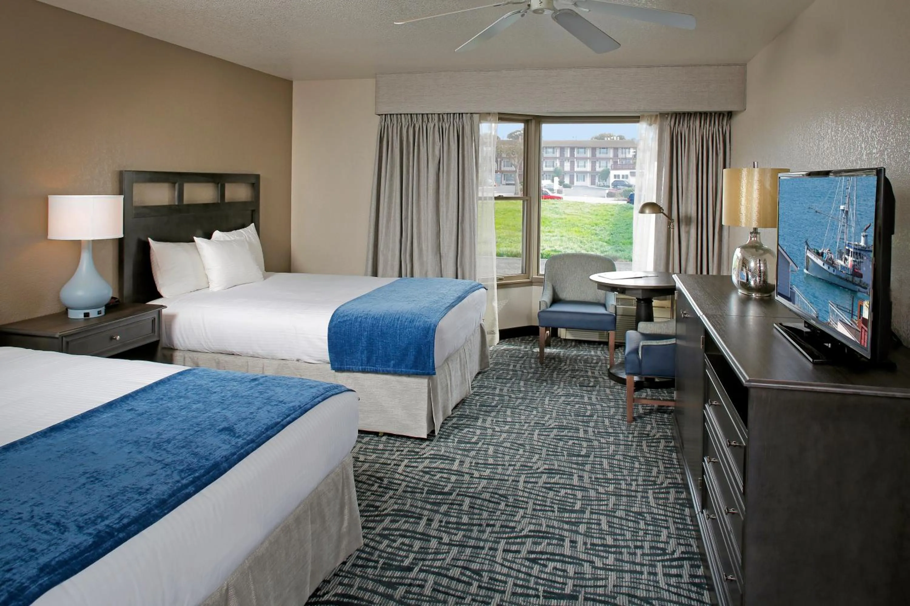 Bed in Blue Sail Inn