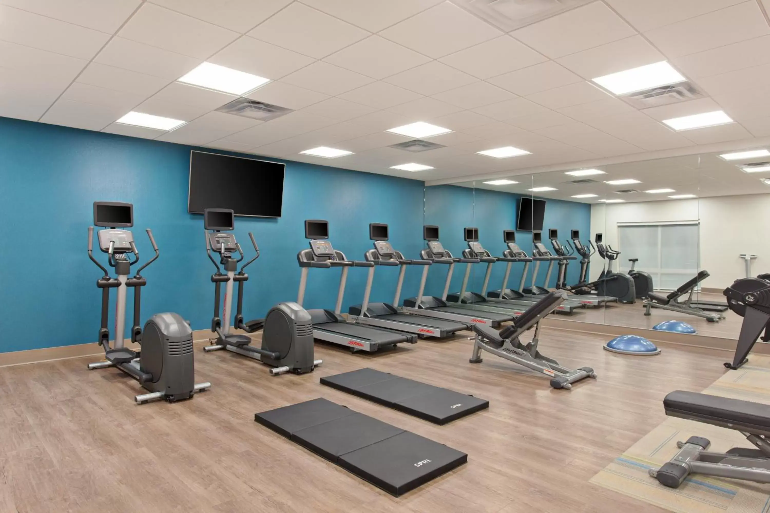 Spa and wellness centre/facilities, Fitness Center/Facilities in Holiday Inn Express & Suites - Moses Lake, an IHG Hotel