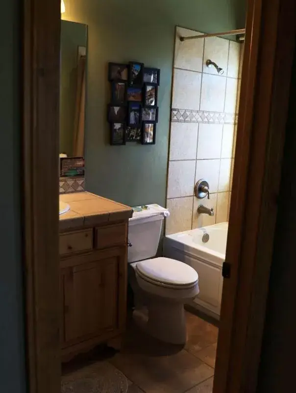 Bathroom in Zion Ponderosa Ranch Resort