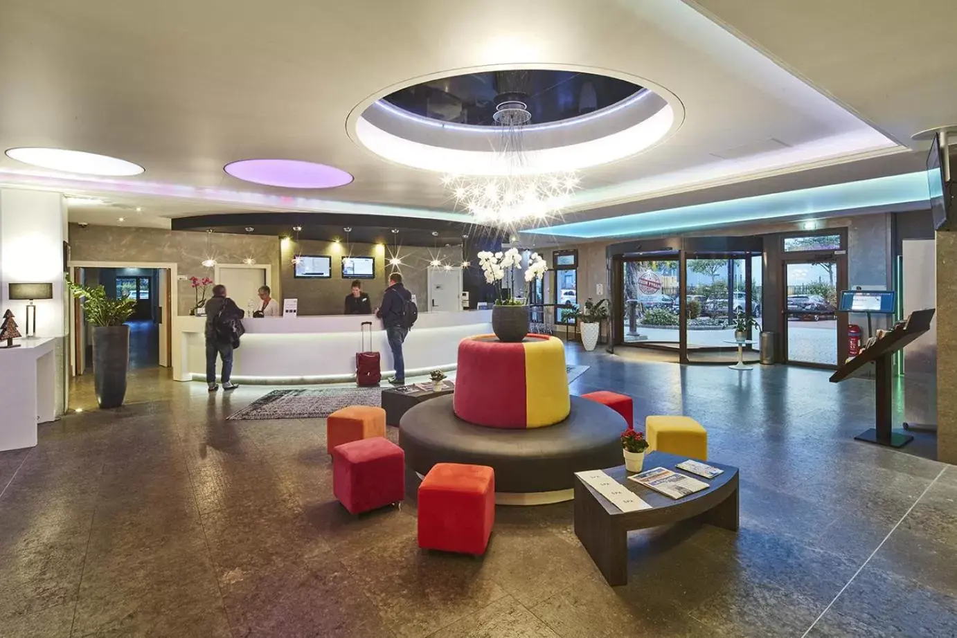 Facade/entrance, Lobby/Reception in Kyriad Prestige Lyon Est - Saint Priest Eurexpo Hotel and SPA