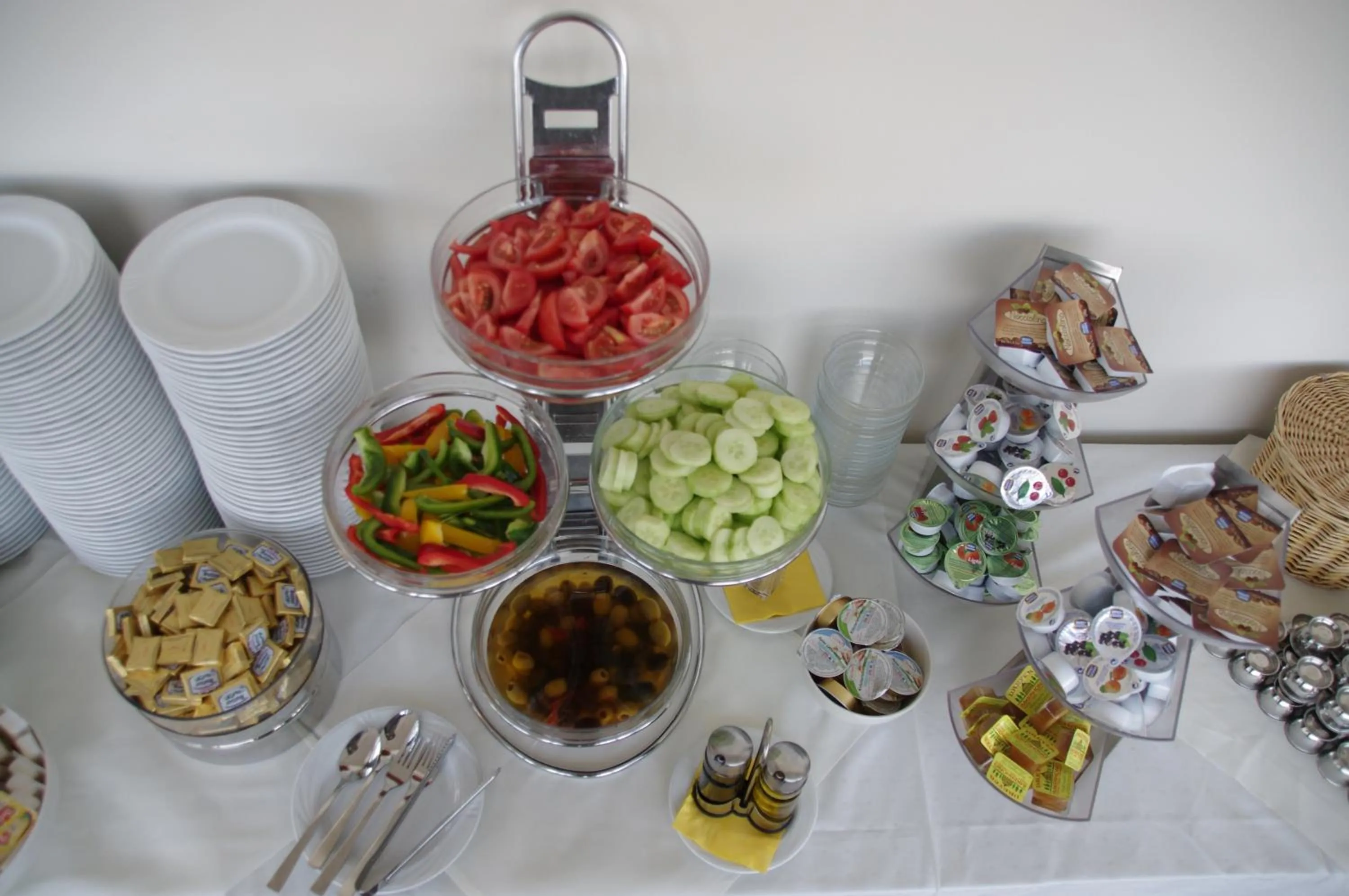 Restaurant/places to eat in Come Inn Berlin Kurfürstendamm