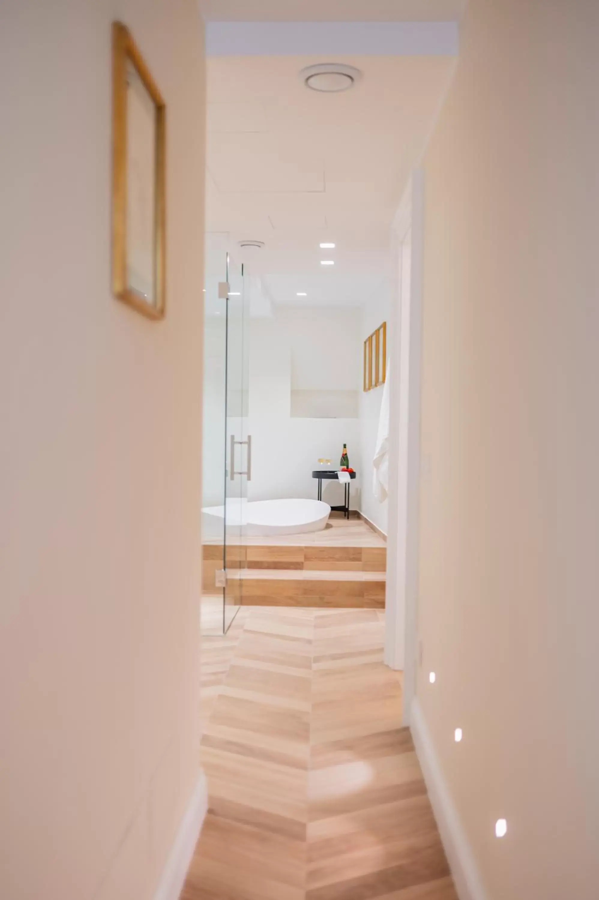 Bath, Bathroom in Naxi Suites
