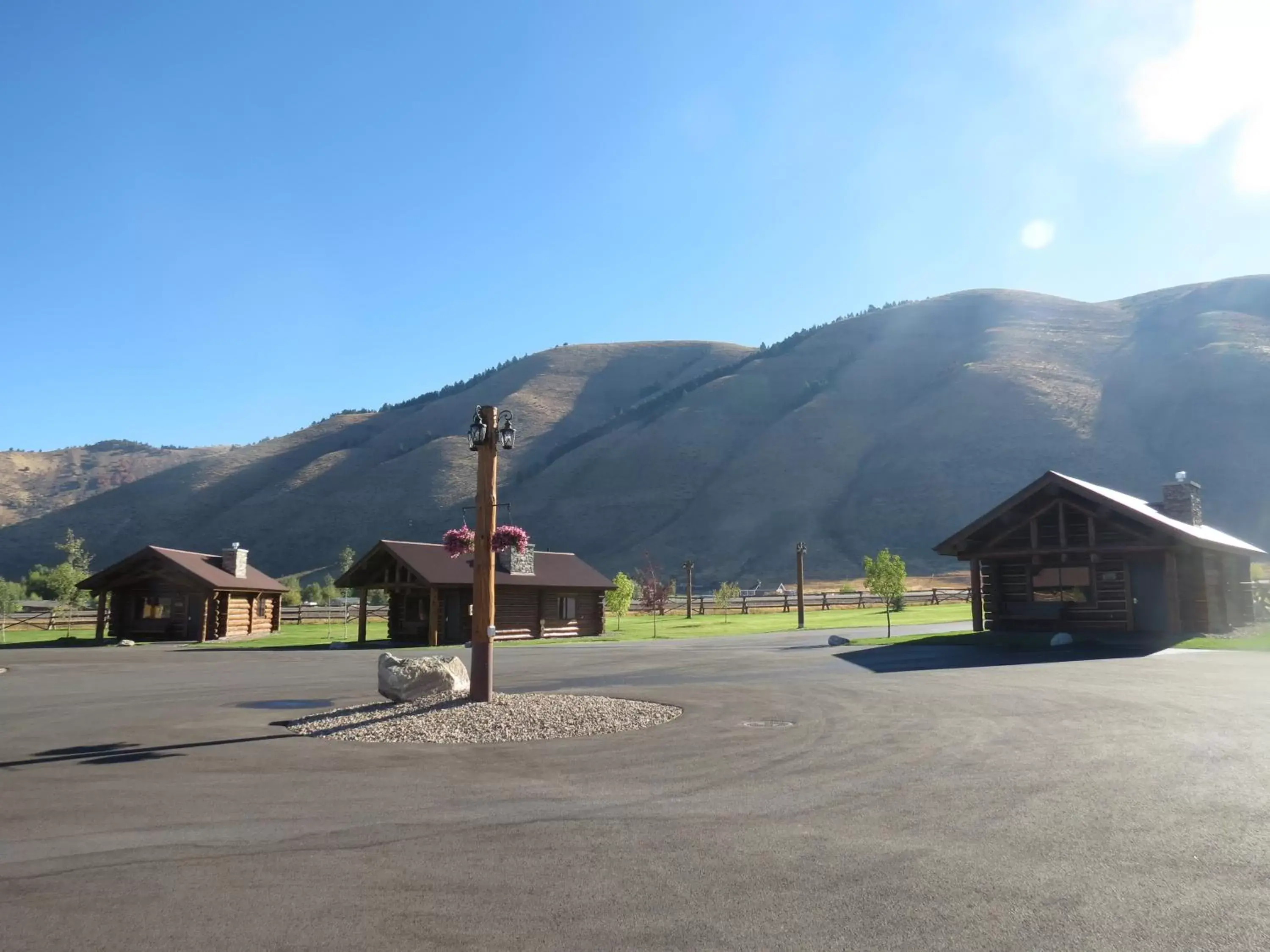 Street view, Winter in Kodiak Mountain Resort