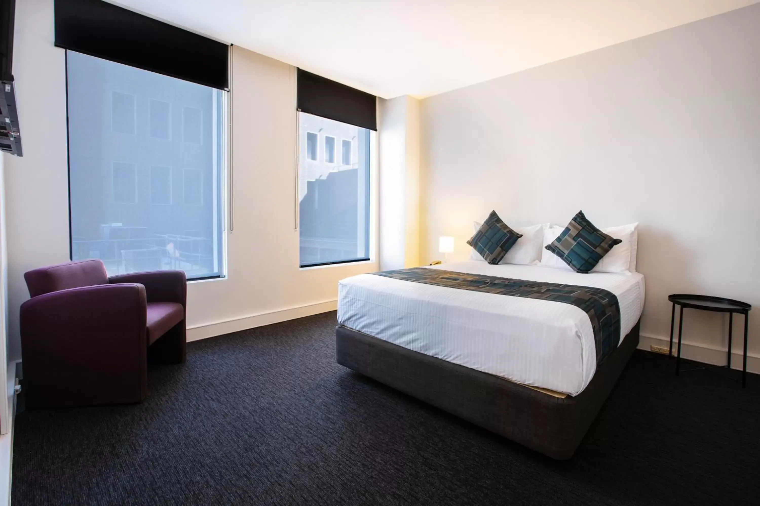 Bedroom in CitiClub Hotel Melbourne