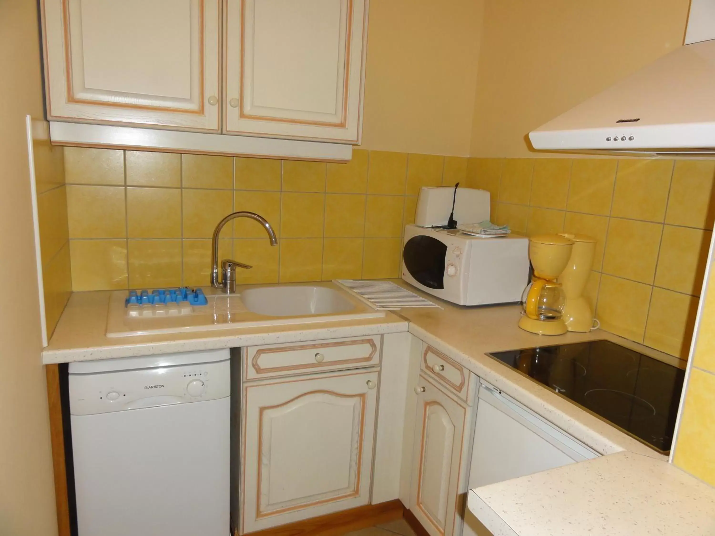 Kitchen or kitchenette, Kitchen/Kitchenette in La Villa des Consuls