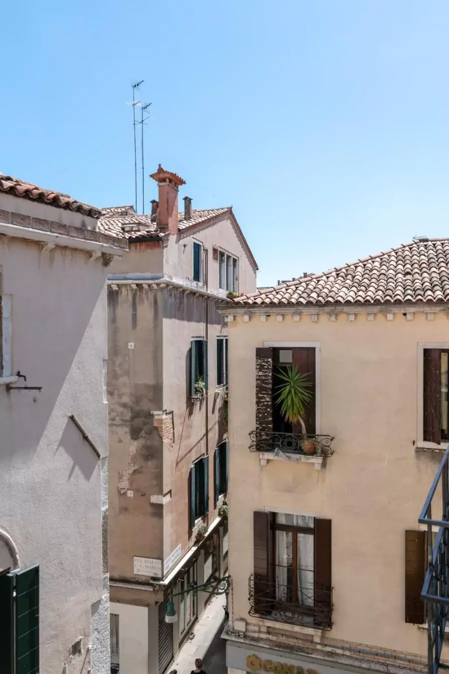 Deluxe Double Room with Balcony in Hotel Grifoni Deluxe Double Room with Balcony in Hotel Grifoni