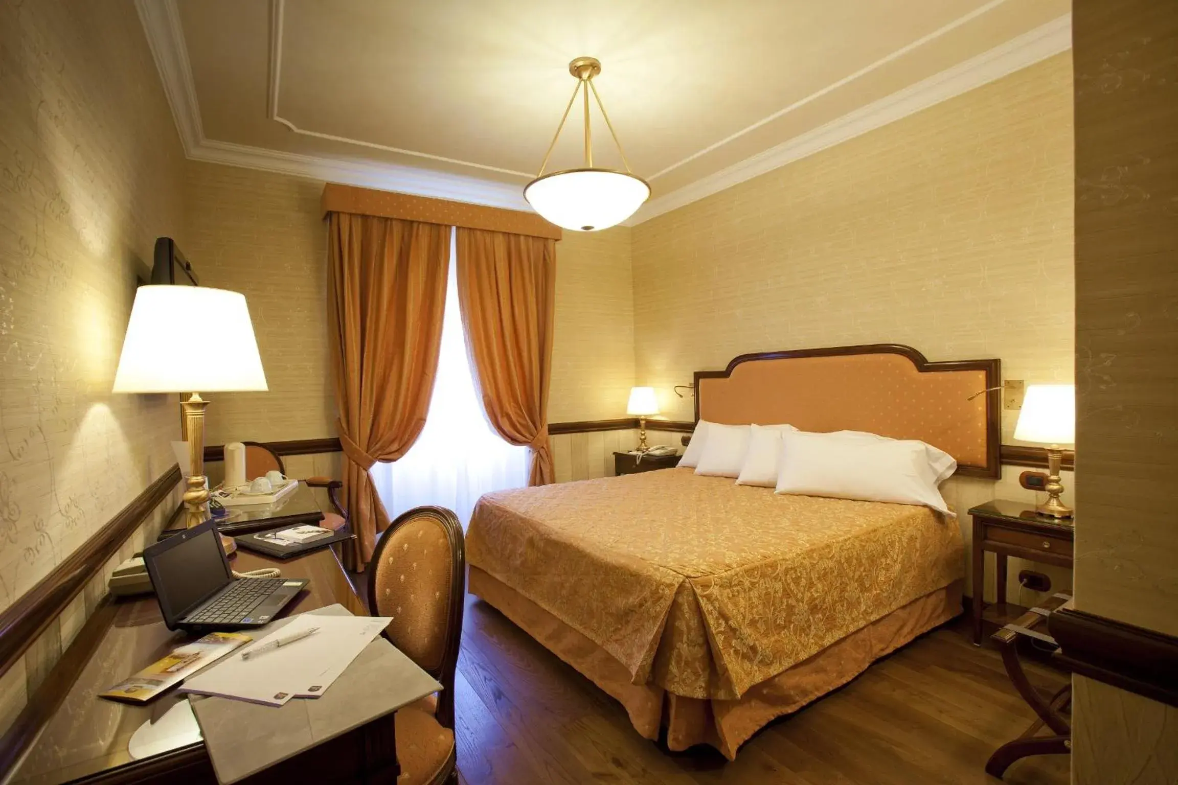 Photo of the whole room, Bed in Hotel Principe di Piemonte