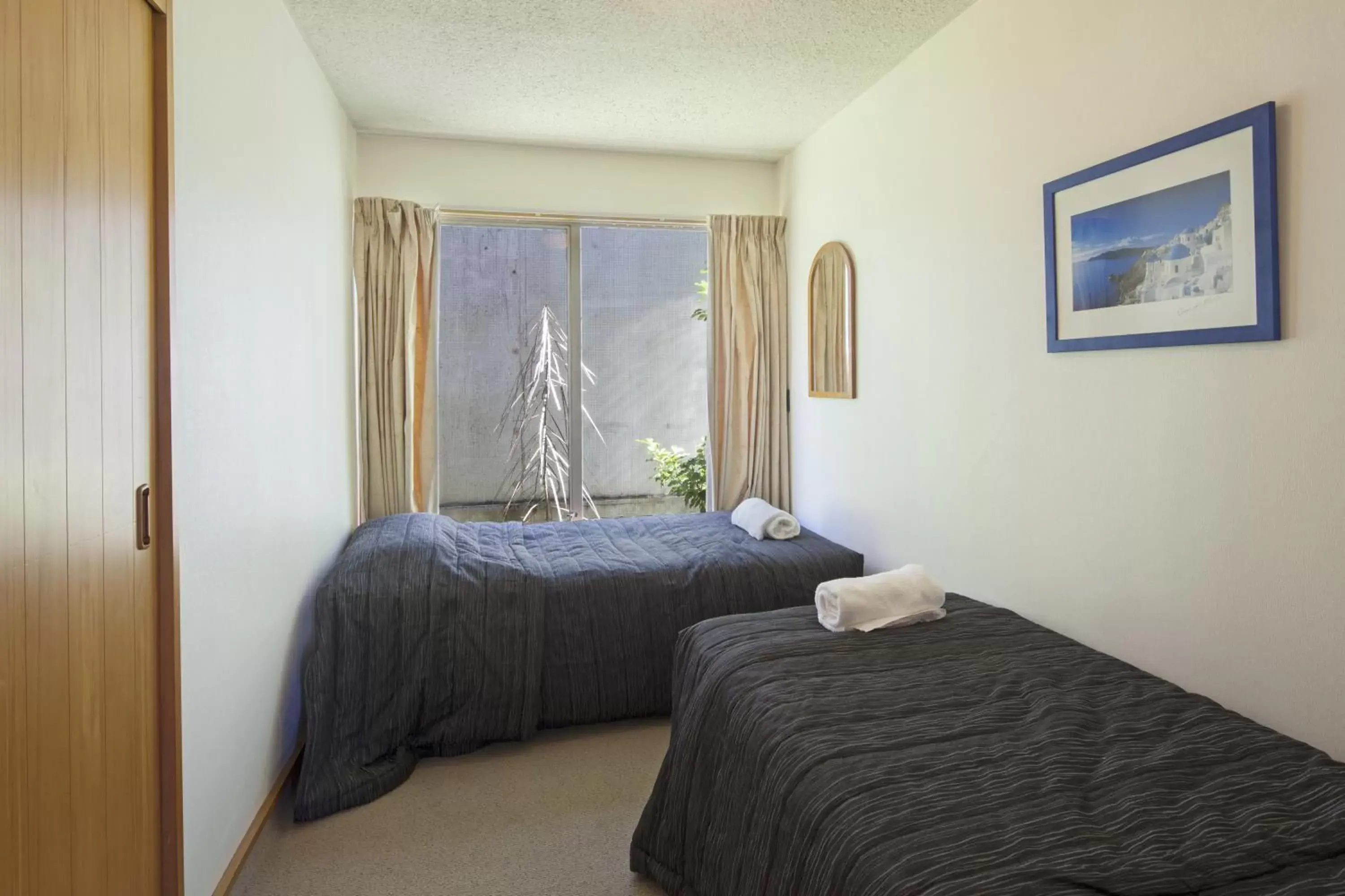 Photo of the whole room, Bed in The Lofts Apartments