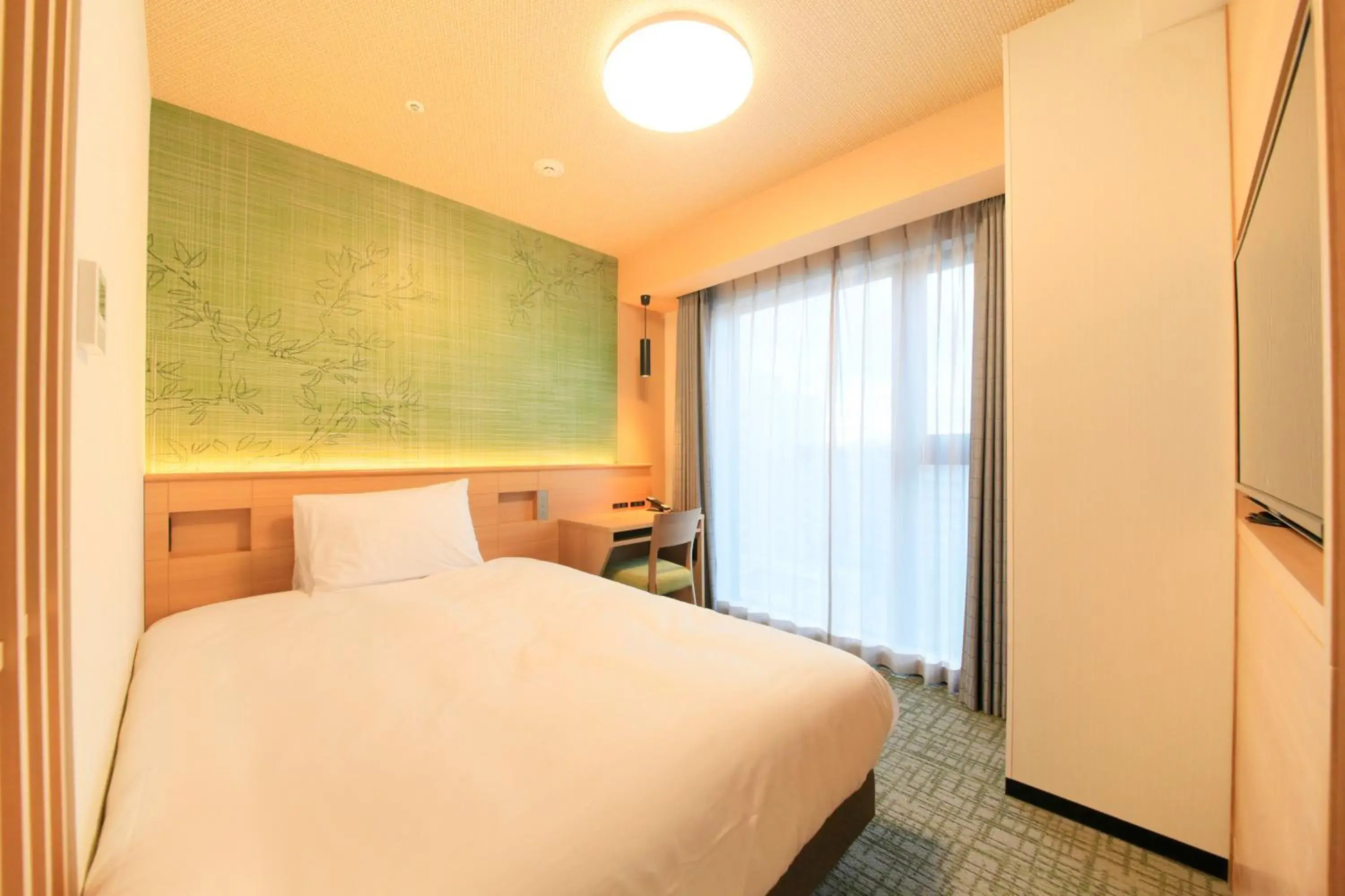 Photo of the whole room, Bed in Richmond Hotel Himeji