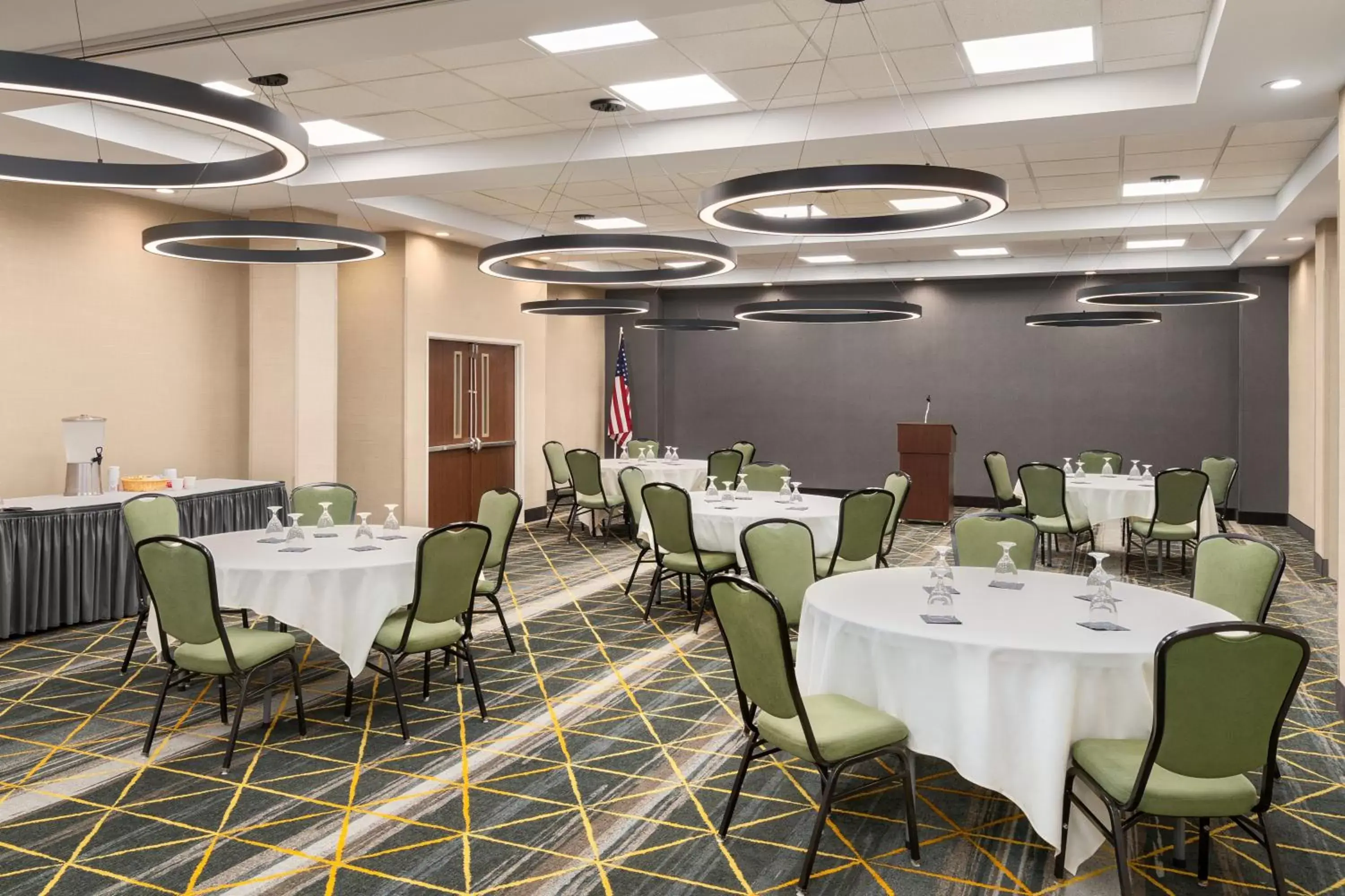 Banquet/Function facilities, Restaurant/Places to Eat in Holiday Inn Florence, an IHG Hotel