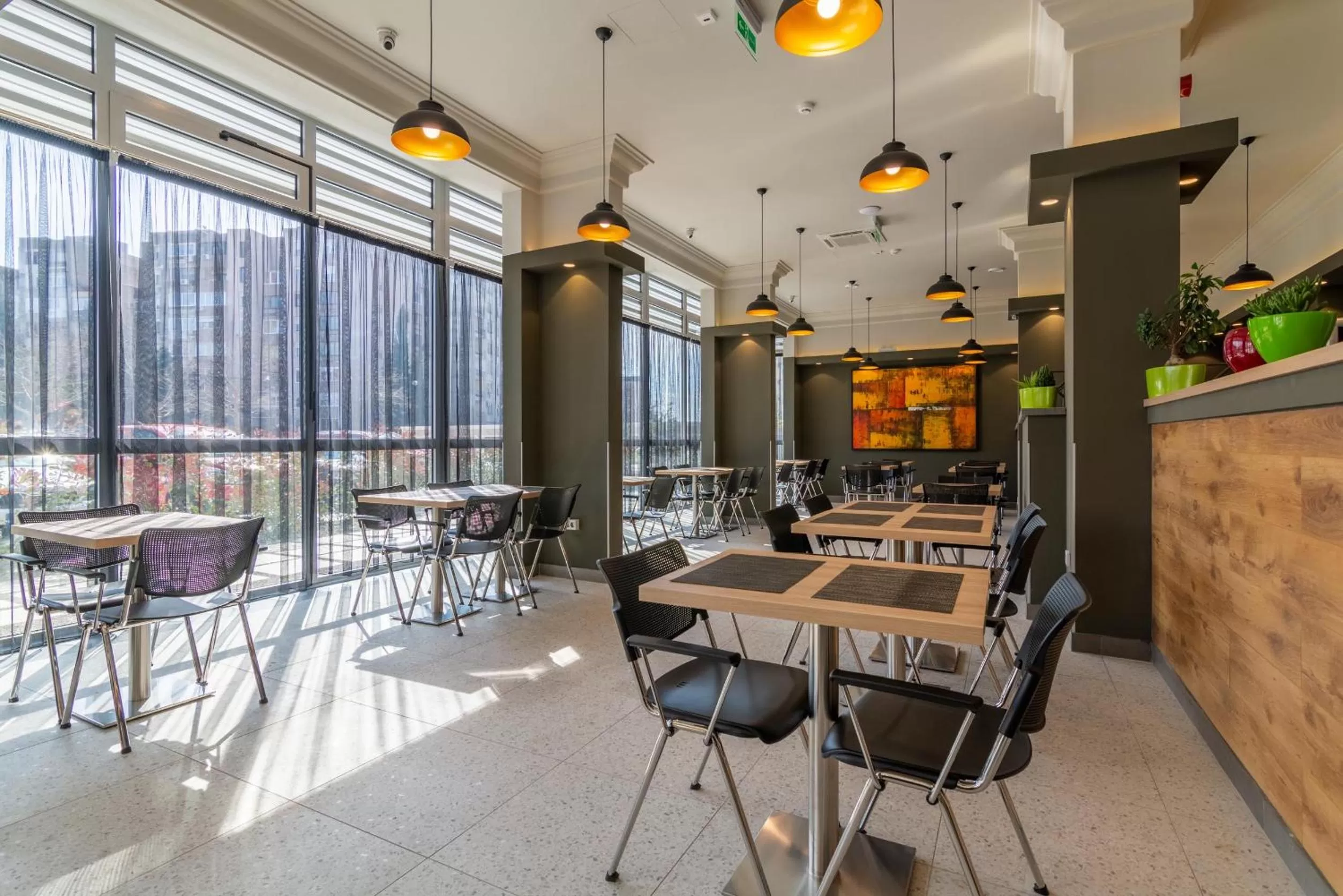 Restaurant/places to eat in Hotel Resurs