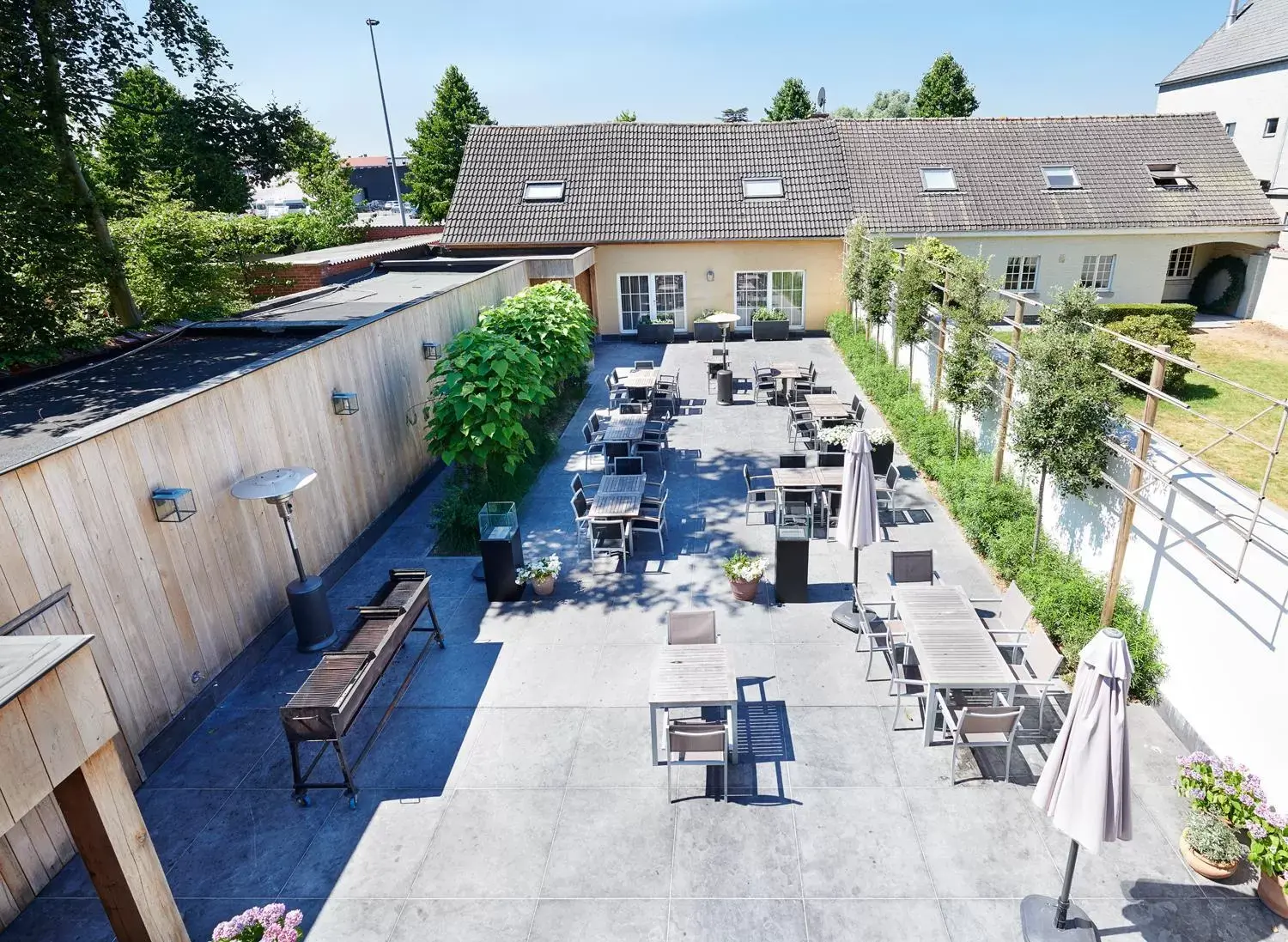 Balcony/Terrace, Pool View in Hotel Royal Astrid