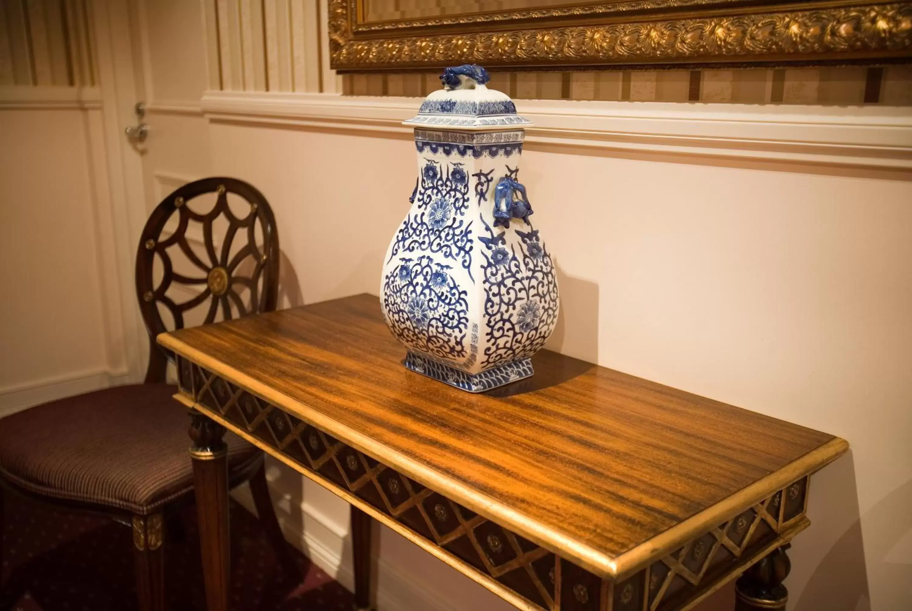 Decorative detail, Dining Area in Redearth Boutique Hotel