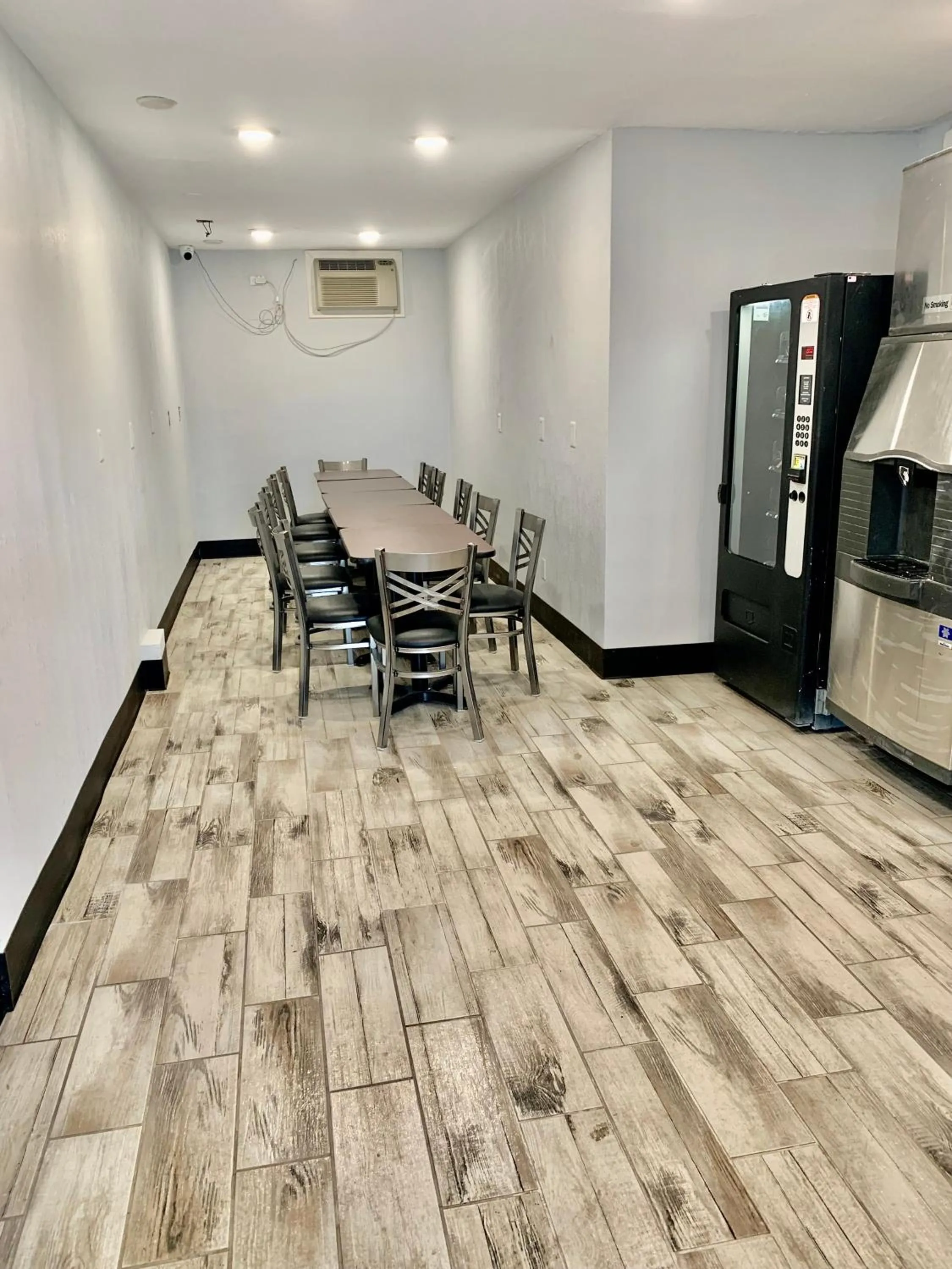 Rodeway Inn Midland South