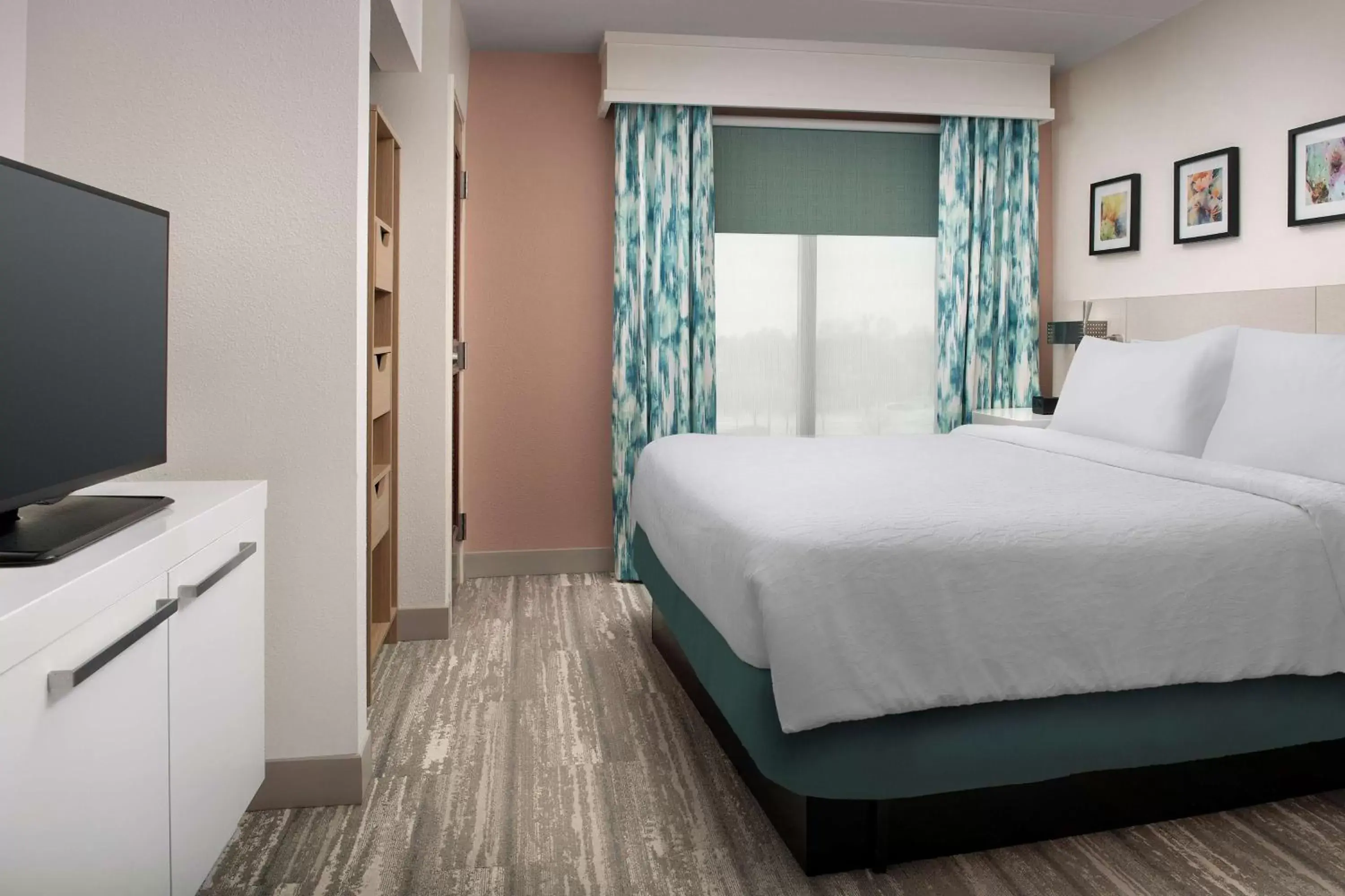 Bedroom, Bed in Hilton Garden Inn Dallas/Duncanville