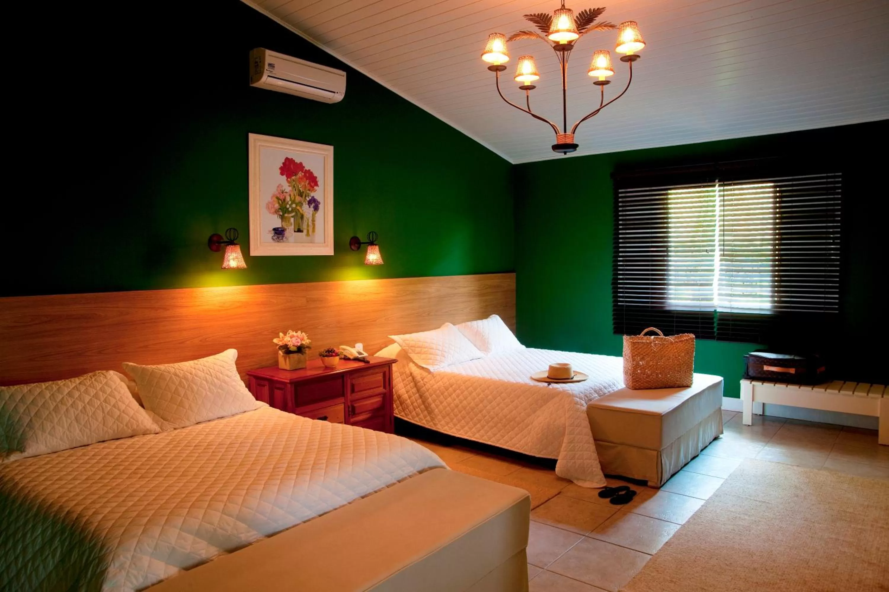 Bedroom, Bed in Hotel Resort e Golfe Clube dos 500